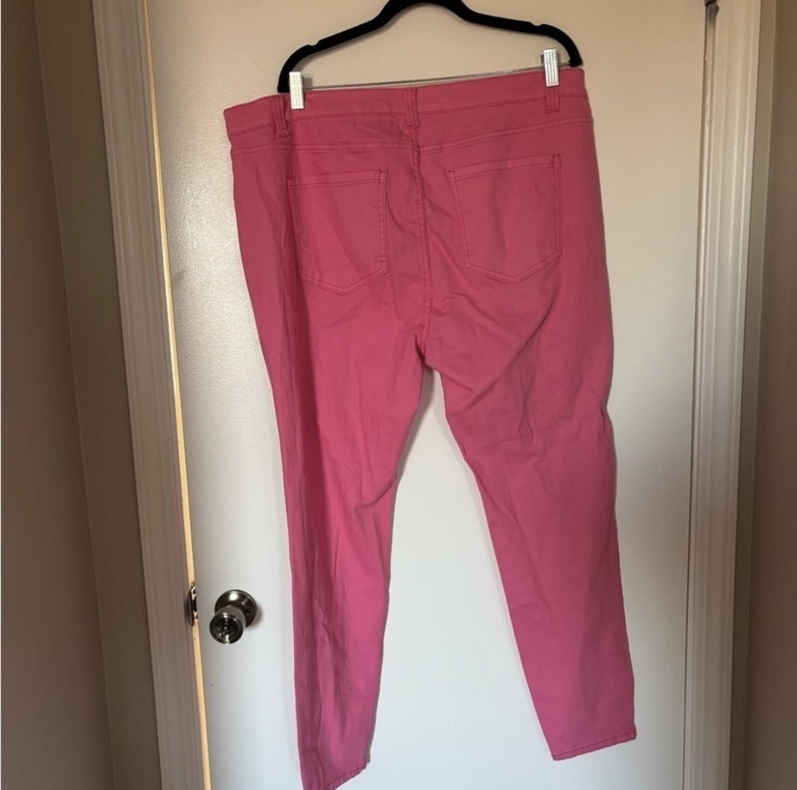 Forever 21 Forever 21 + jeans Size 40" / US 18 - 5 Thumbnail