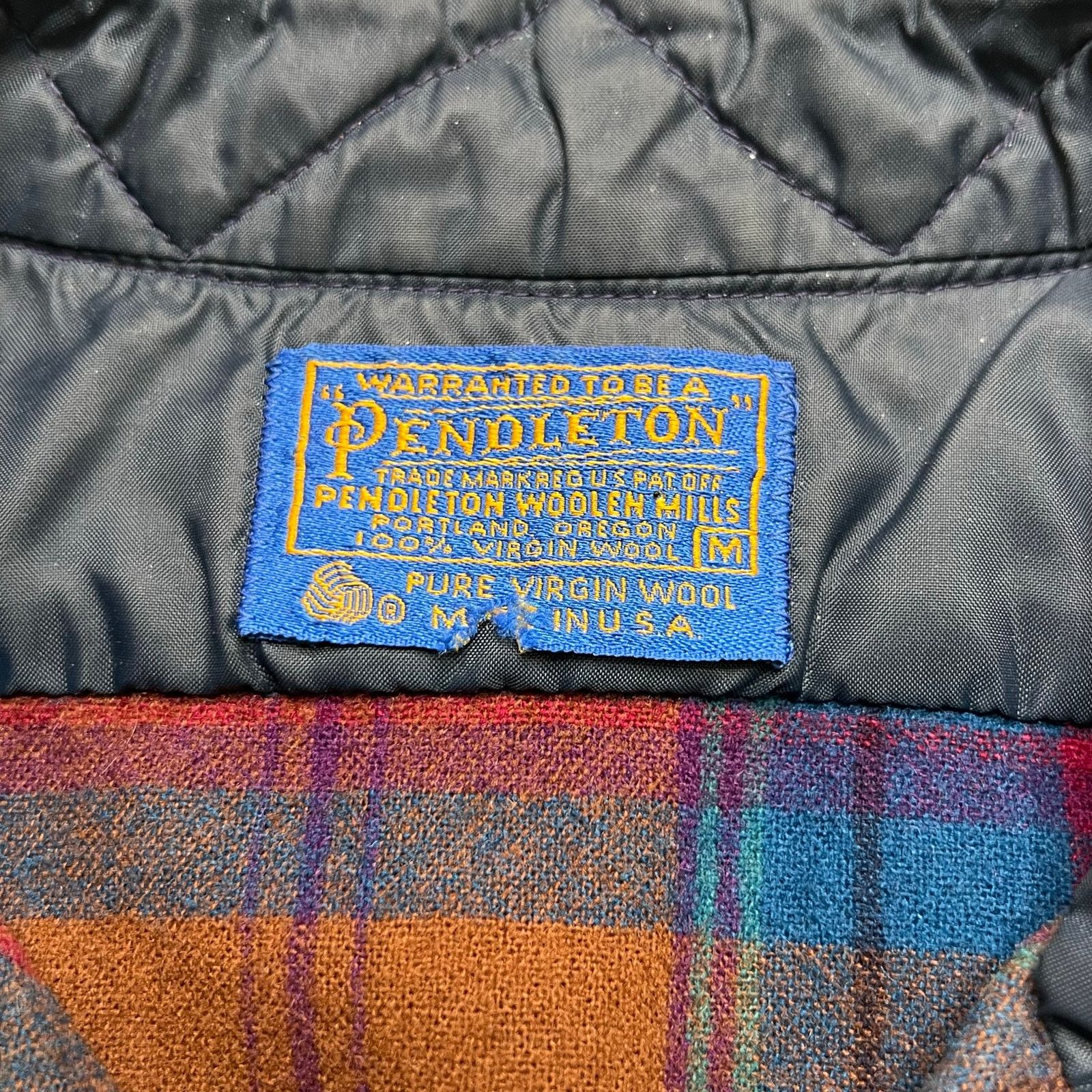 Pendleton Vintage Pendleton Wool Plaid Shirt Quilted Lined USA Size M Size US M / EU 48-50 / 2 - 4 Thumbnail