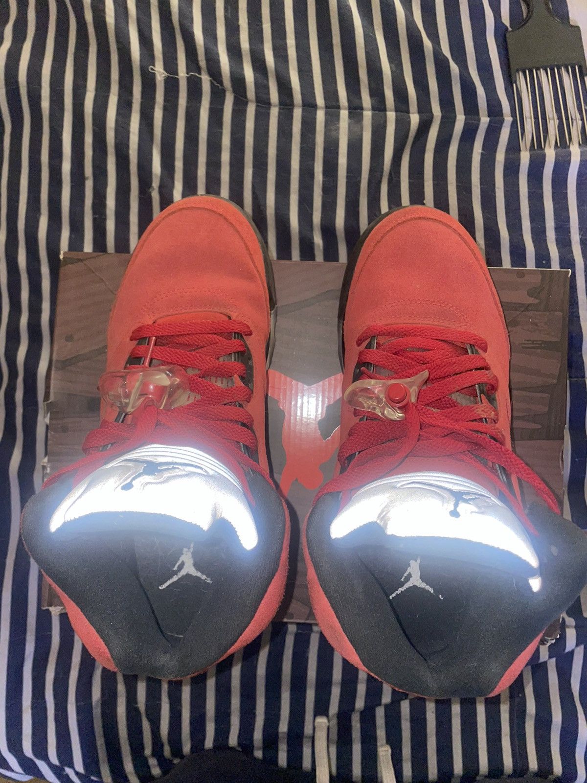 Jordan Brand × Nike Raging Bull 5s Size US 8 / EU 41 - 4 Thumbnail