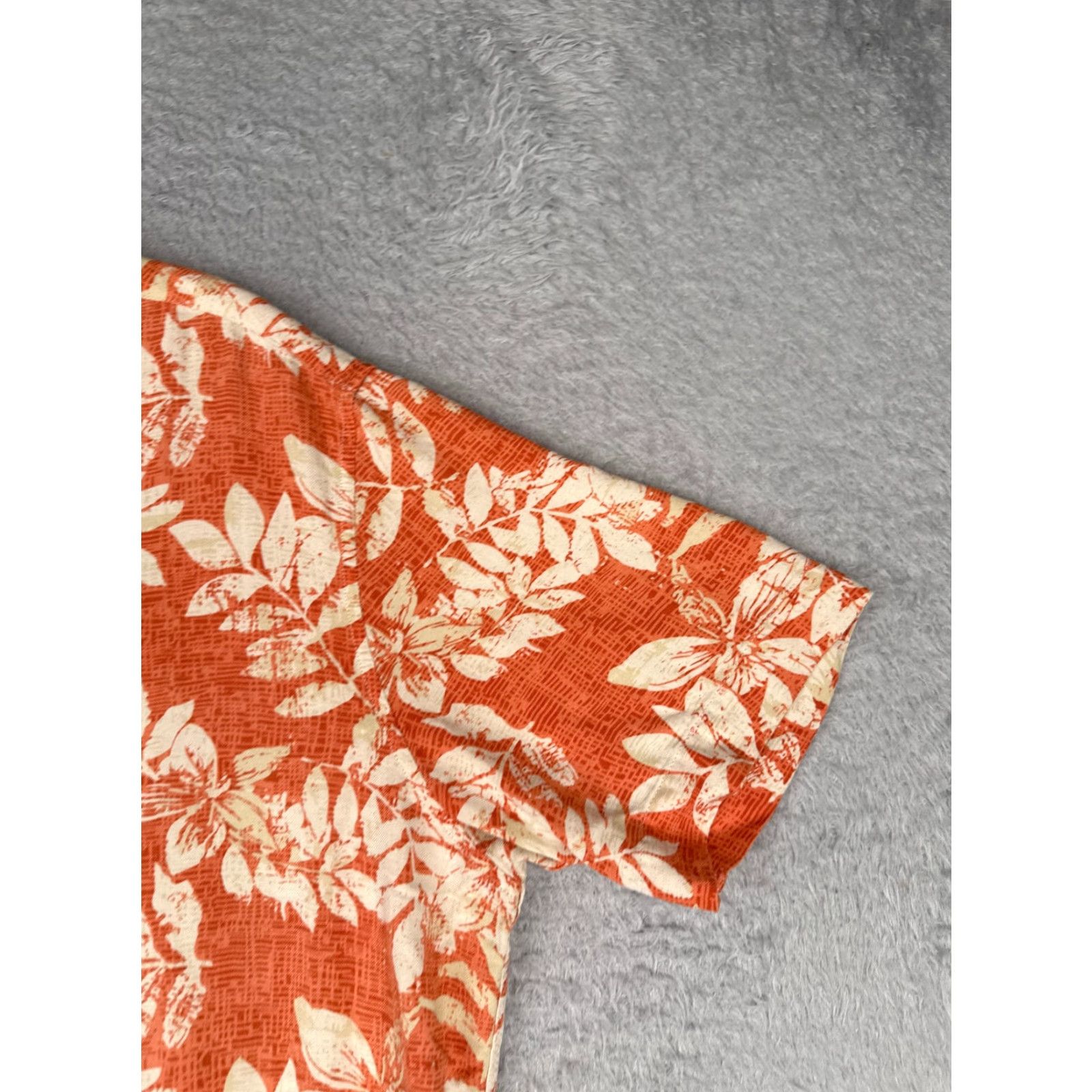 Vintage VINTAGE Vintage Silk Shirt Men Large Orange Floral Silk Blend Button Up Hawaiian Beach Shirt MENS Size US L / EU 52-54 / 3 - 2 Thumbnail