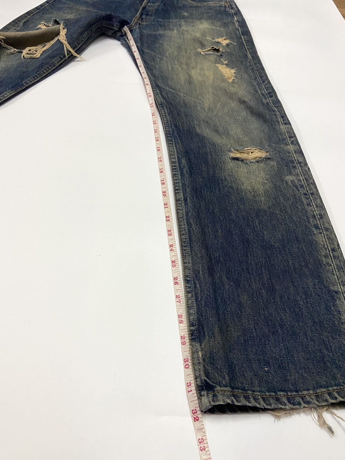Levi's LEVI'S 501 DISTRESSED JEANS Size US 33 - 14 Thumbnail