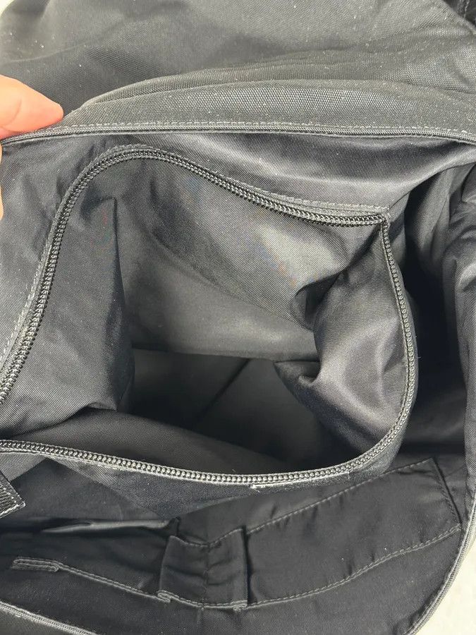 Gucci 2010s Gucci Black Nylon Shoulder Bag Size ONE SIZE - 12 Thumbnail