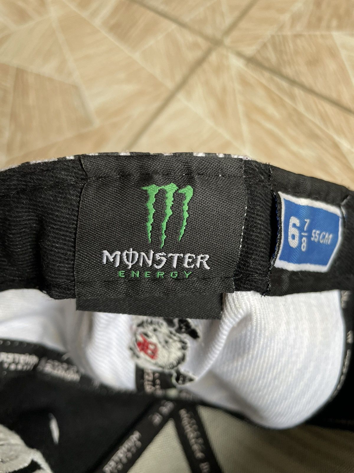 DC Vintage Racing DC Shoes Monster Energy Pirelli SnapBack Cap Size ONE SIZE - 13 Thumbnail