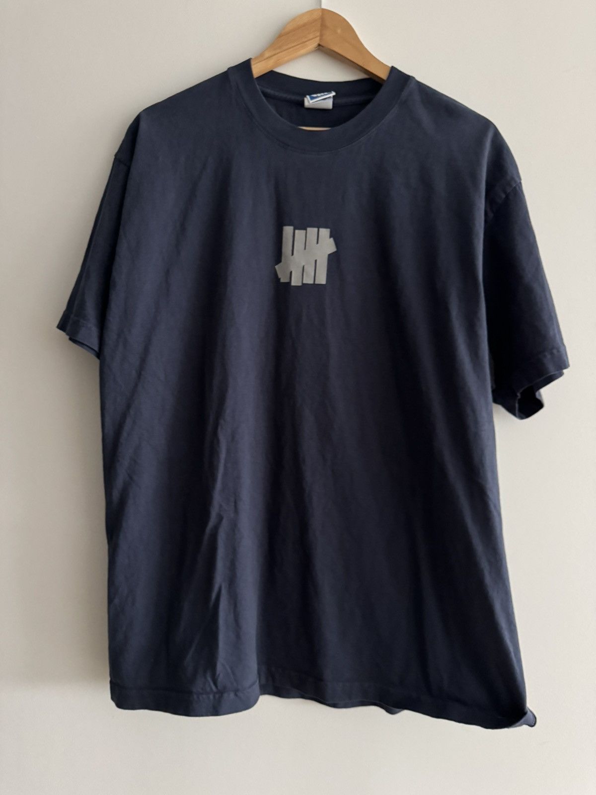 Undefeated Undefeated Tee size L Size US L / EU 52-54 / 3 - 1 Thumbnail