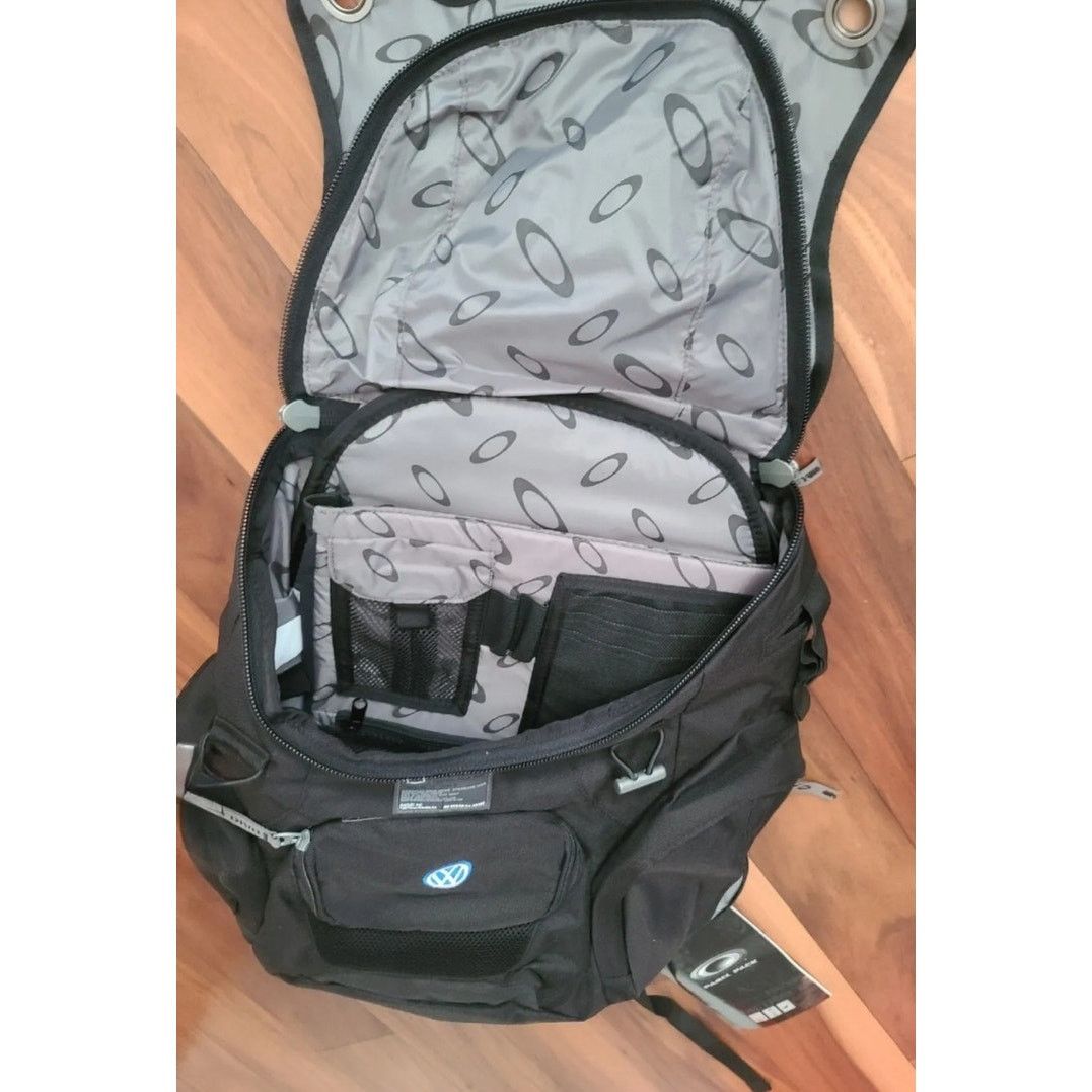 Oakley NWT Oakley Black Panel Back Pack Bag VW Tactical Field Gear Size ONE SIZE - 5 Thumbnail