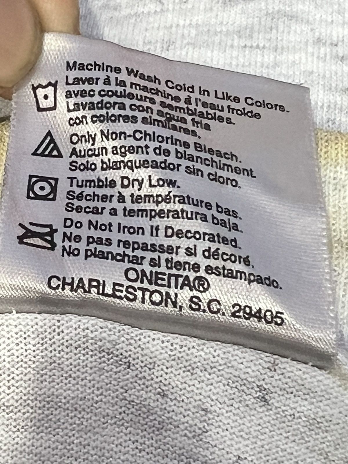 Vintage Vintage 90s Oneita Native Nashville Single Stitch T shirt Size US XL / EU 56 / 4 - 9 Thumbnail