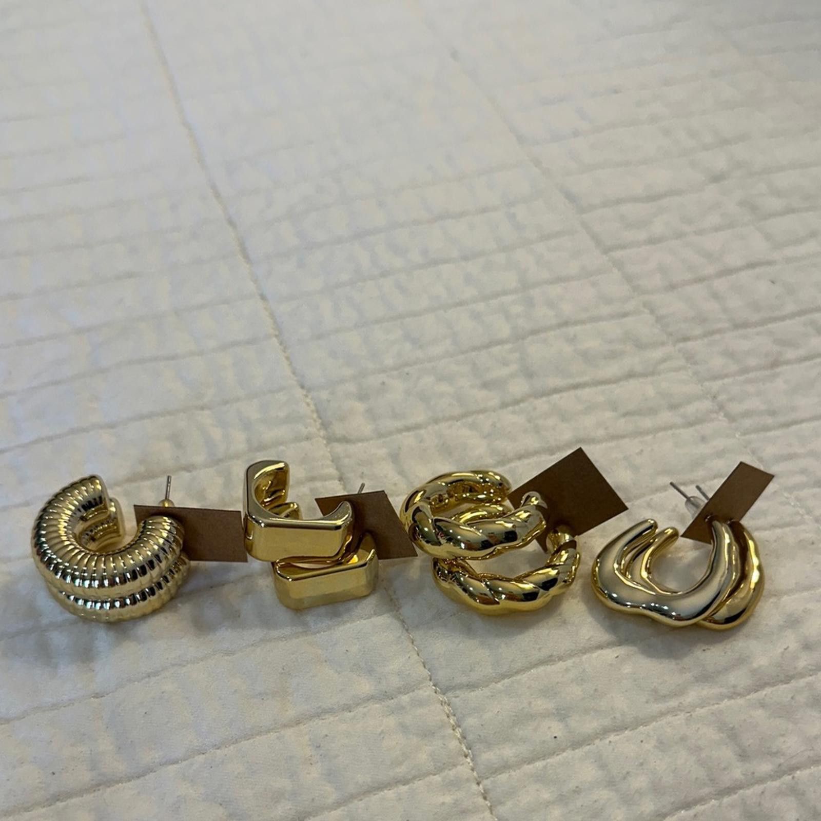 Other Chic Gold-Tone Textured Fashion Hoop Earrings Set of 5 Size ONE SIZE - 4 Thumbnail