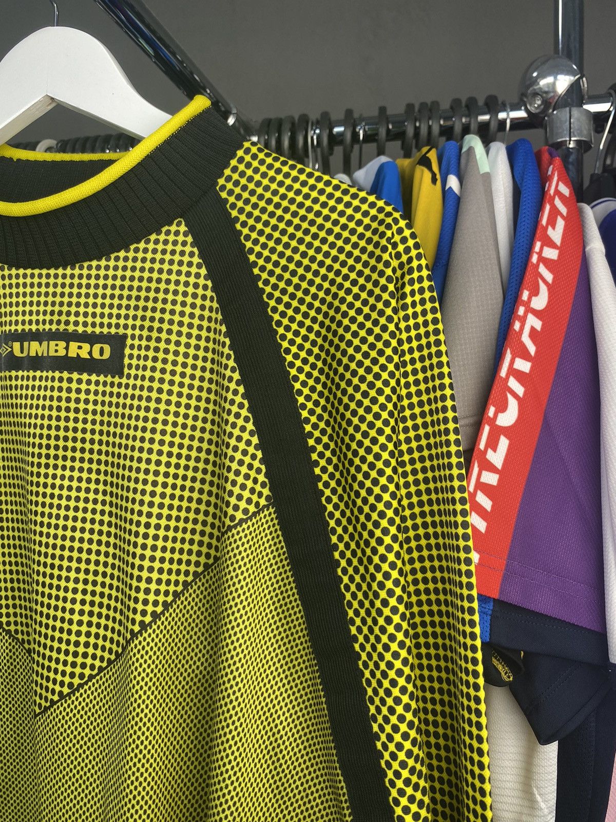 Umbro VINTAGE UMBRO TEMPLATE 1990'S GOALKEEPER FOOTBALL JERSEY Size US XXL / EU 58 / 5 - 5 Thumbnail