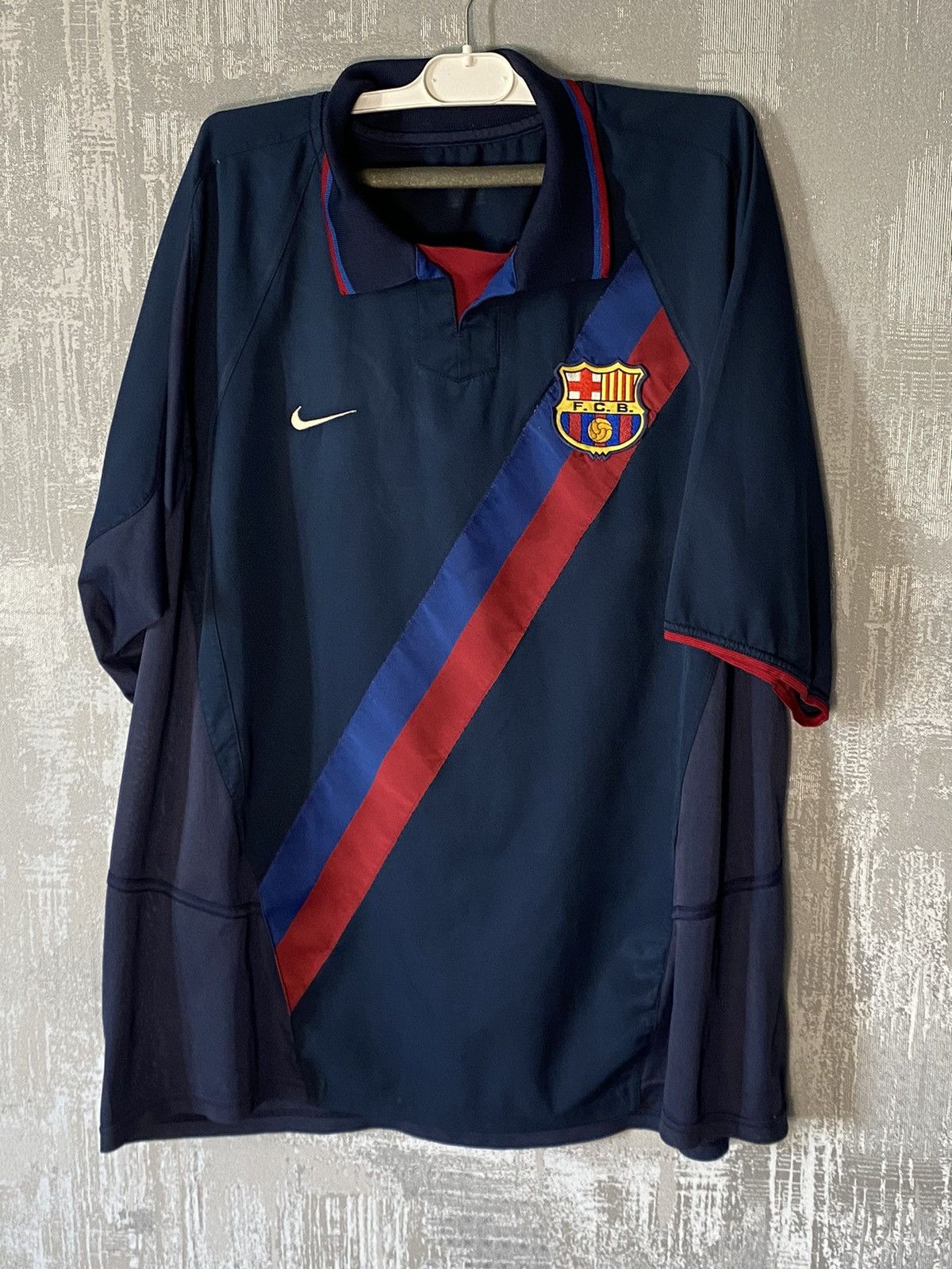 Nike Vintage Barcelona Nike Soccer Jersey Away Size US L / EU 52-54 / 3 - 1 Thumbnail