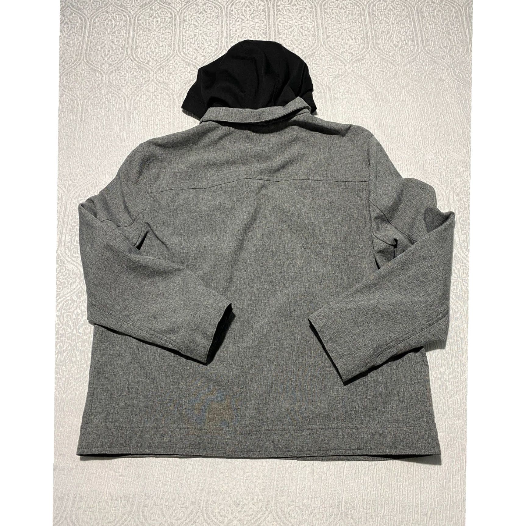 Levi's Levi's Men's Softshell Hooded Jacket Full Zip 2XL Gray Windbreaker Casual Logo Zipper Button Size US XXL / EU 58 / 5 - 6 Thumbnail