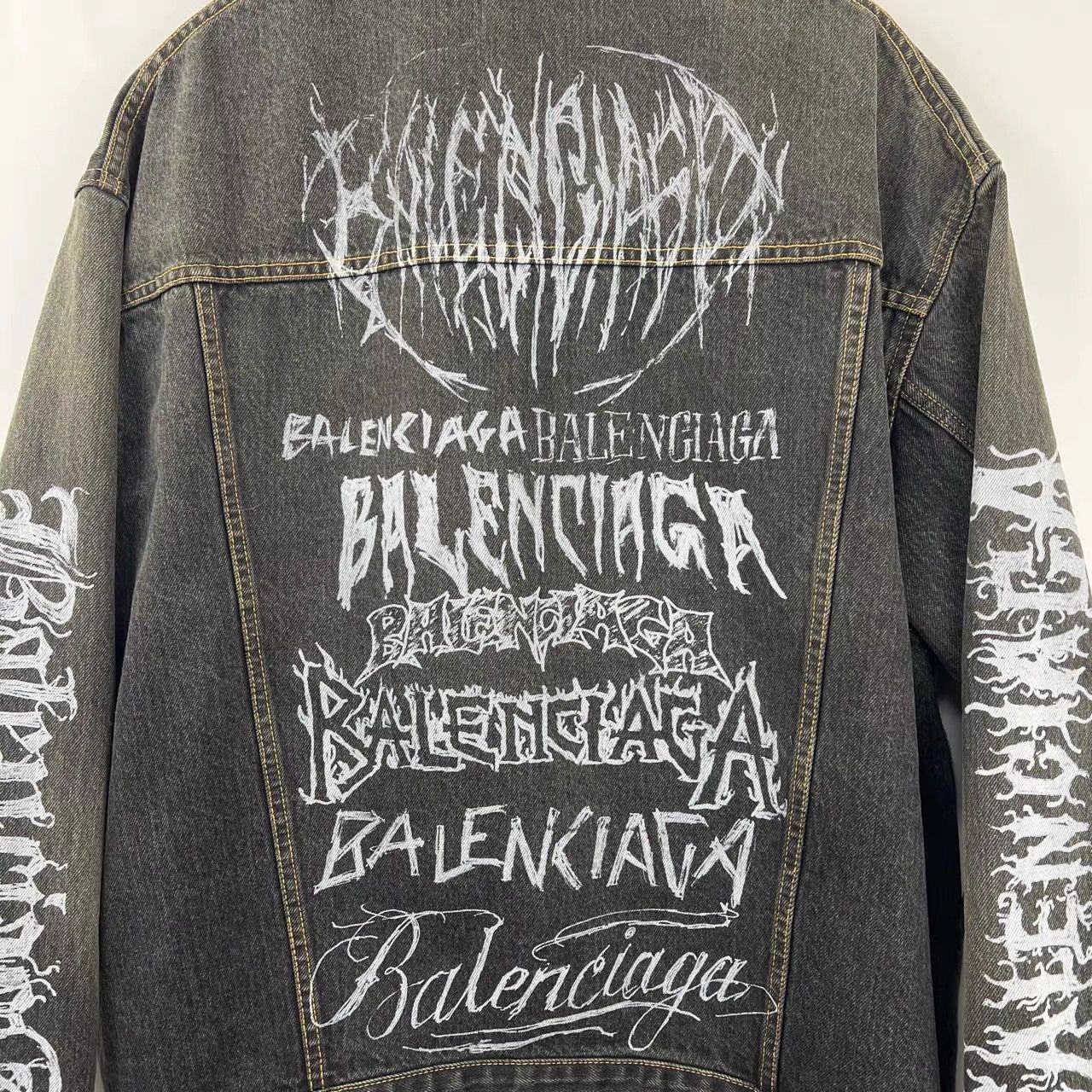 Balenciaga Balenciaga Year of the Dragon Sanskrit Denim Jacket K12 Size US XS / EU 42 / 0 - 4 Thumbnail