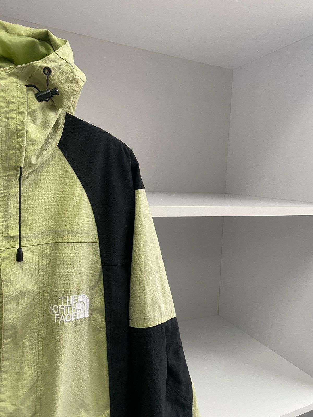 The North Face × Vintage Vintage The North Face Summit Gore Tex 2 in 1 Jacket Size US M / EU 48-50 / 2 - 3 Thumbnail