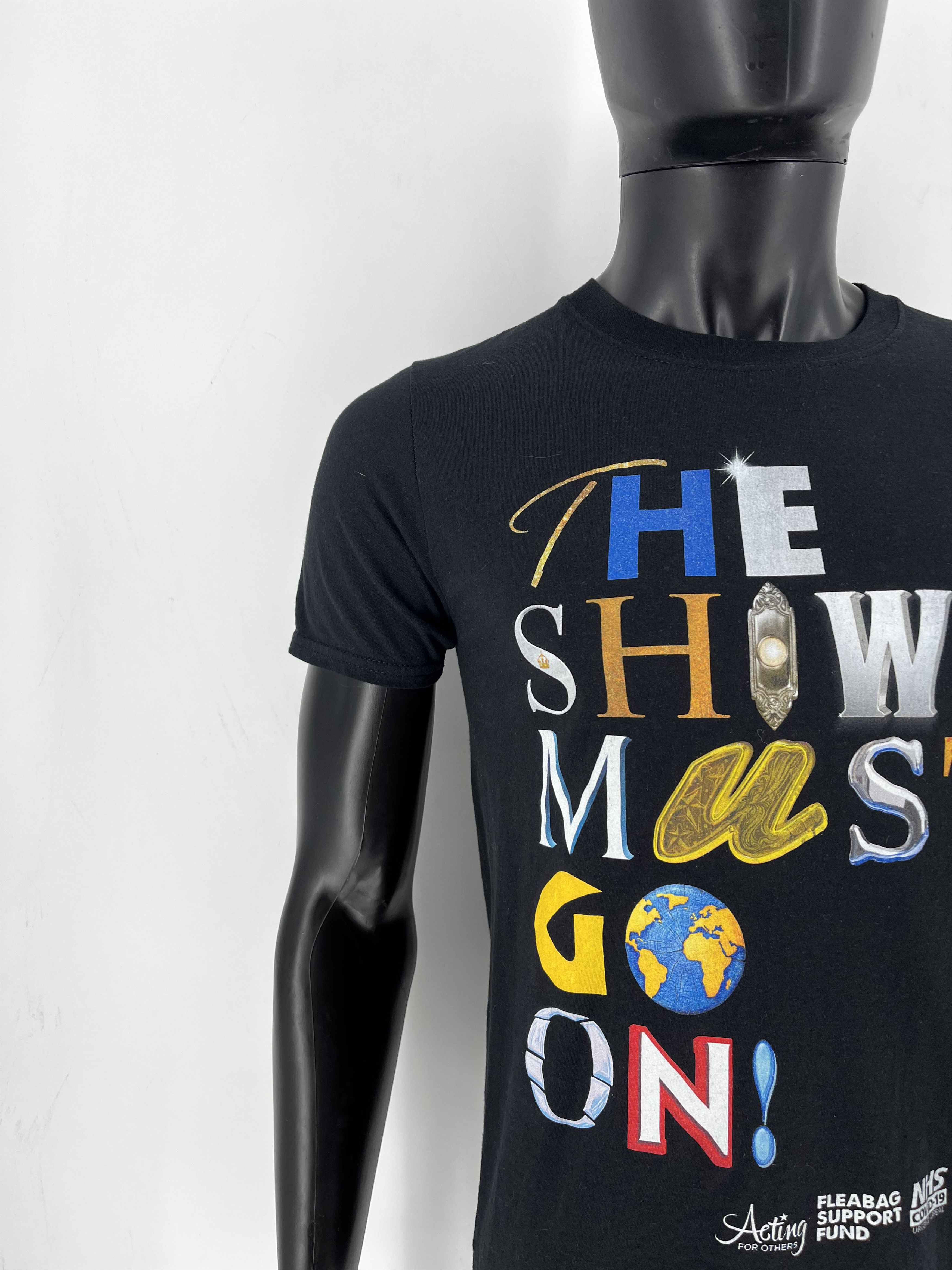 Band Tees Vintage streetwear band rock The show must go on t-shirt Size US S / EU 44-46 / 1 - 7 Thumbnail