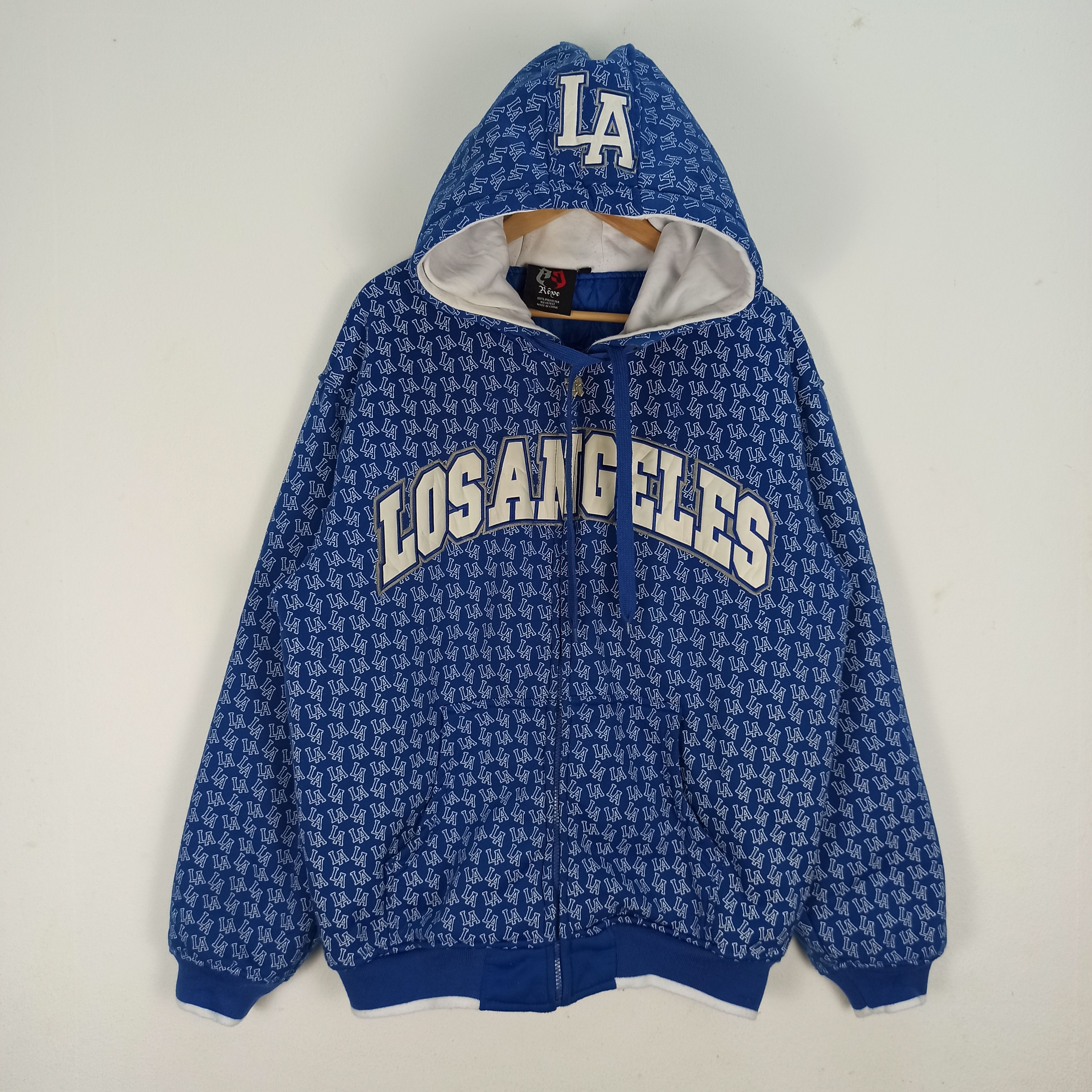 Japanese Brand 🔥Rare🔥 Los Angeles Monogram Big Logo puffer Hoodie style Size US L / EU 52-54 / 3 - 2 Thumbnail