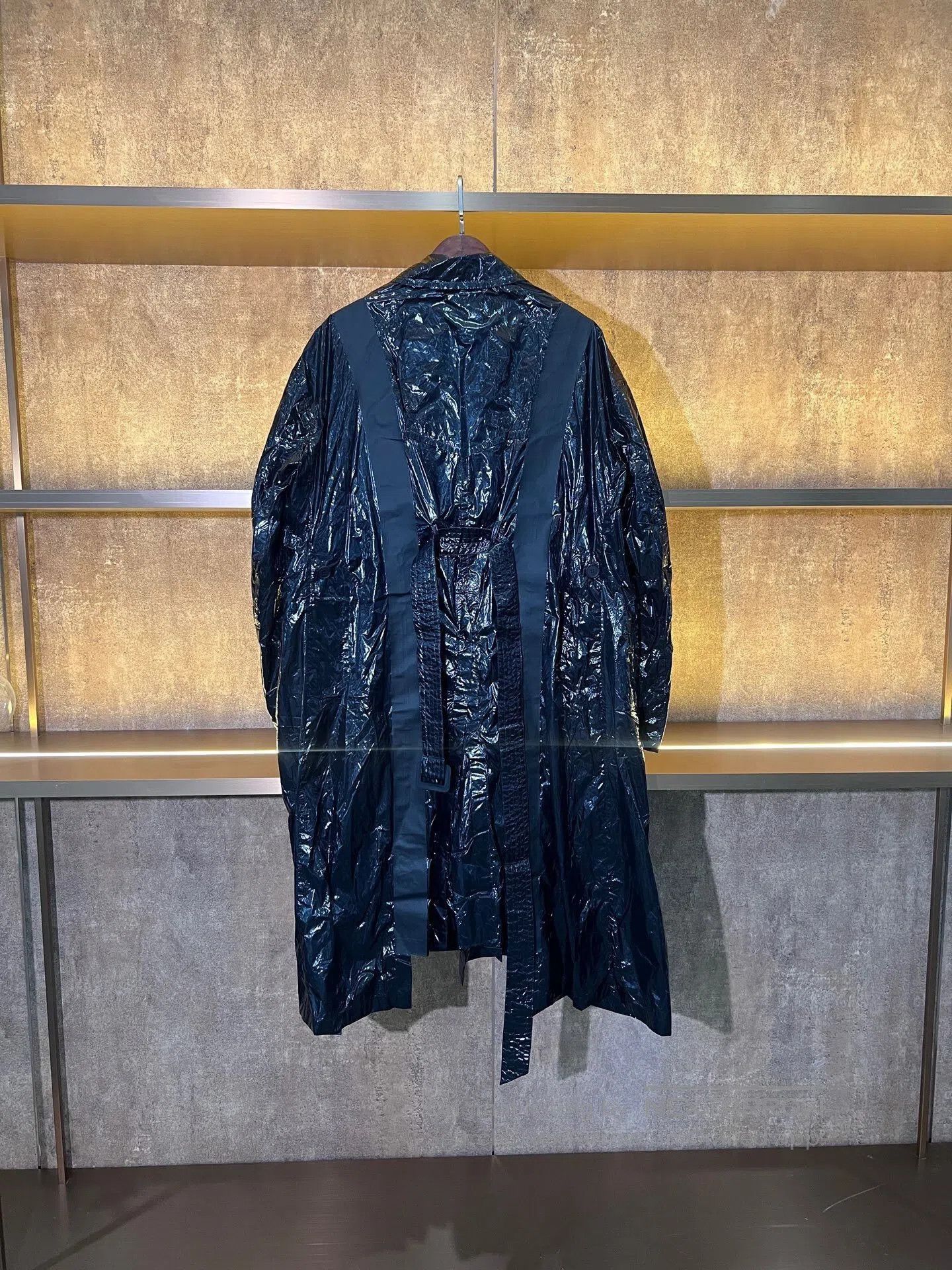 Maison Margiela Maison Margiela Coated Shiny Trench Coat. Size XS / US 0-2 / IT 36-38 - 2 Thumbnail