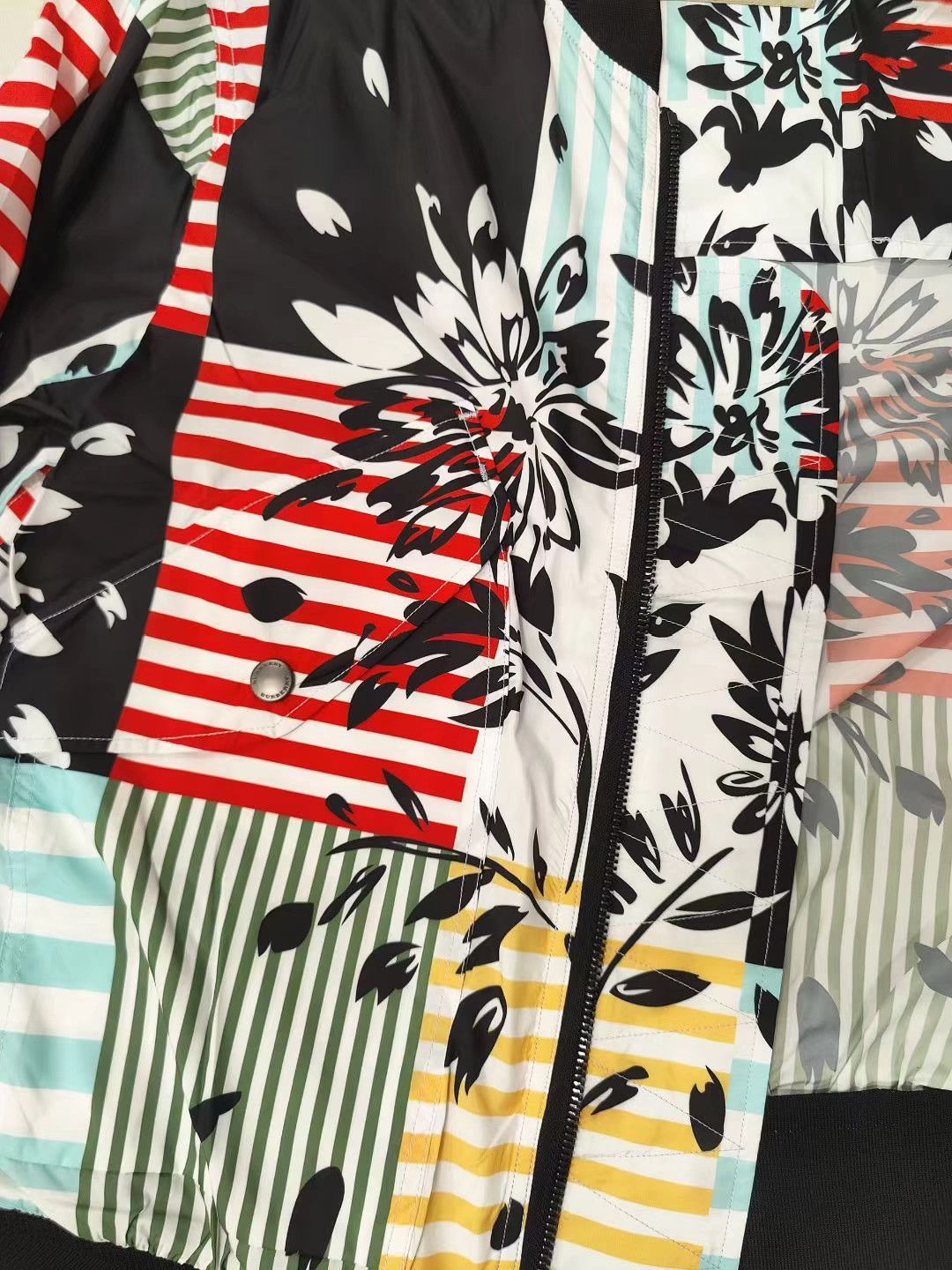 Burberry Burberry floral print jacket Size US M / EU 48-50 / 2 - 3 Thumbnail