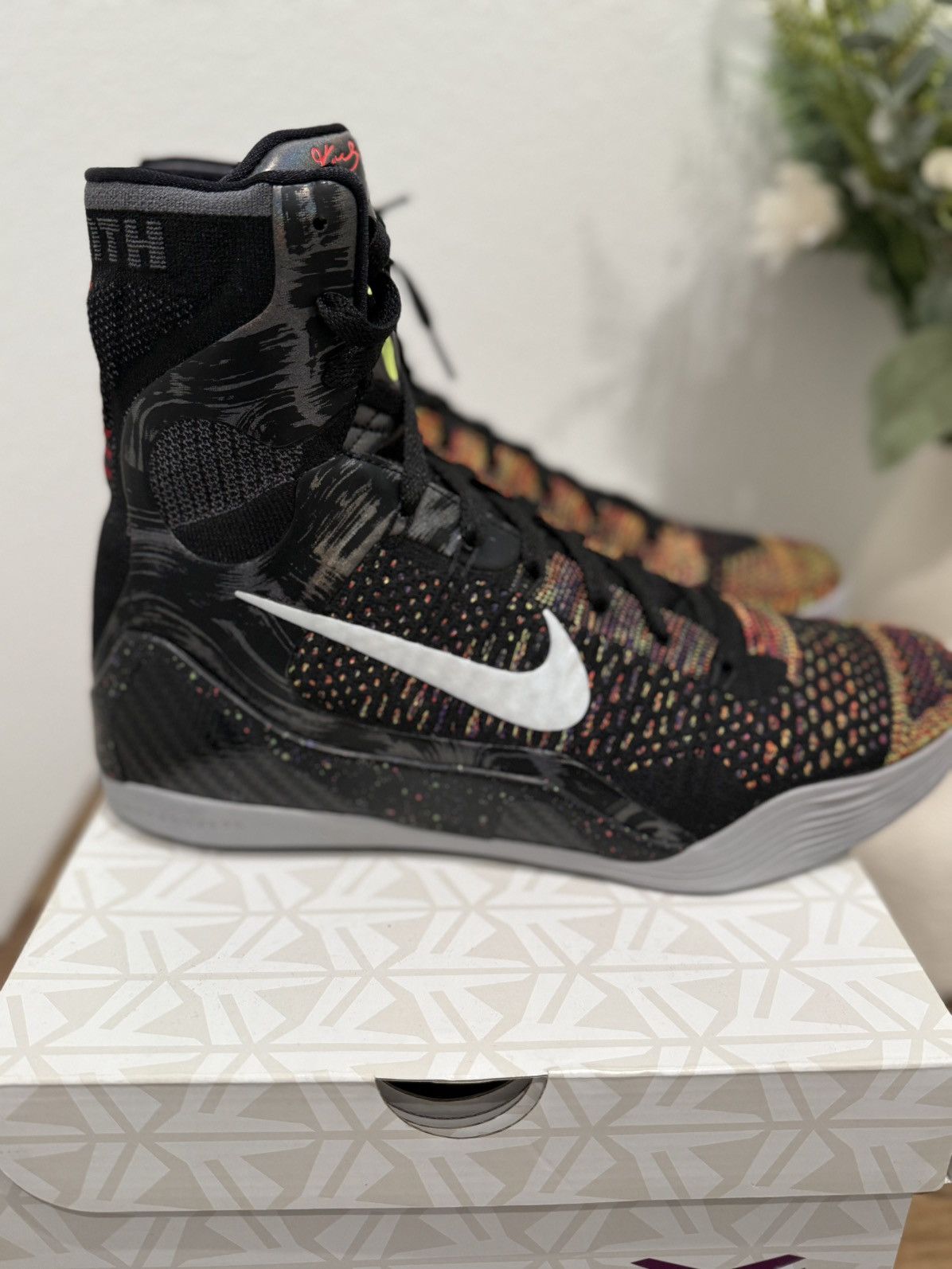 Nike Nike Kobe IX Elite Masterpiece 2014 (630847 001) Size 10 Size US 10 / EU 43 - 4 Thumbnail