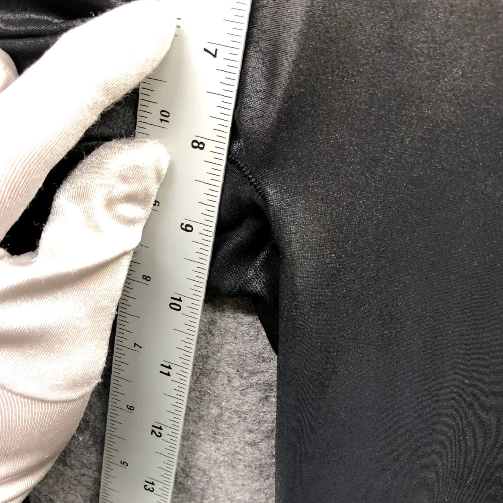 Spanx Spanx Leggings Womens S Black Faux Leather High Waisted Contour Shiny Contour Size 28" / US 6 / IT 42 - 6 Thumbnail