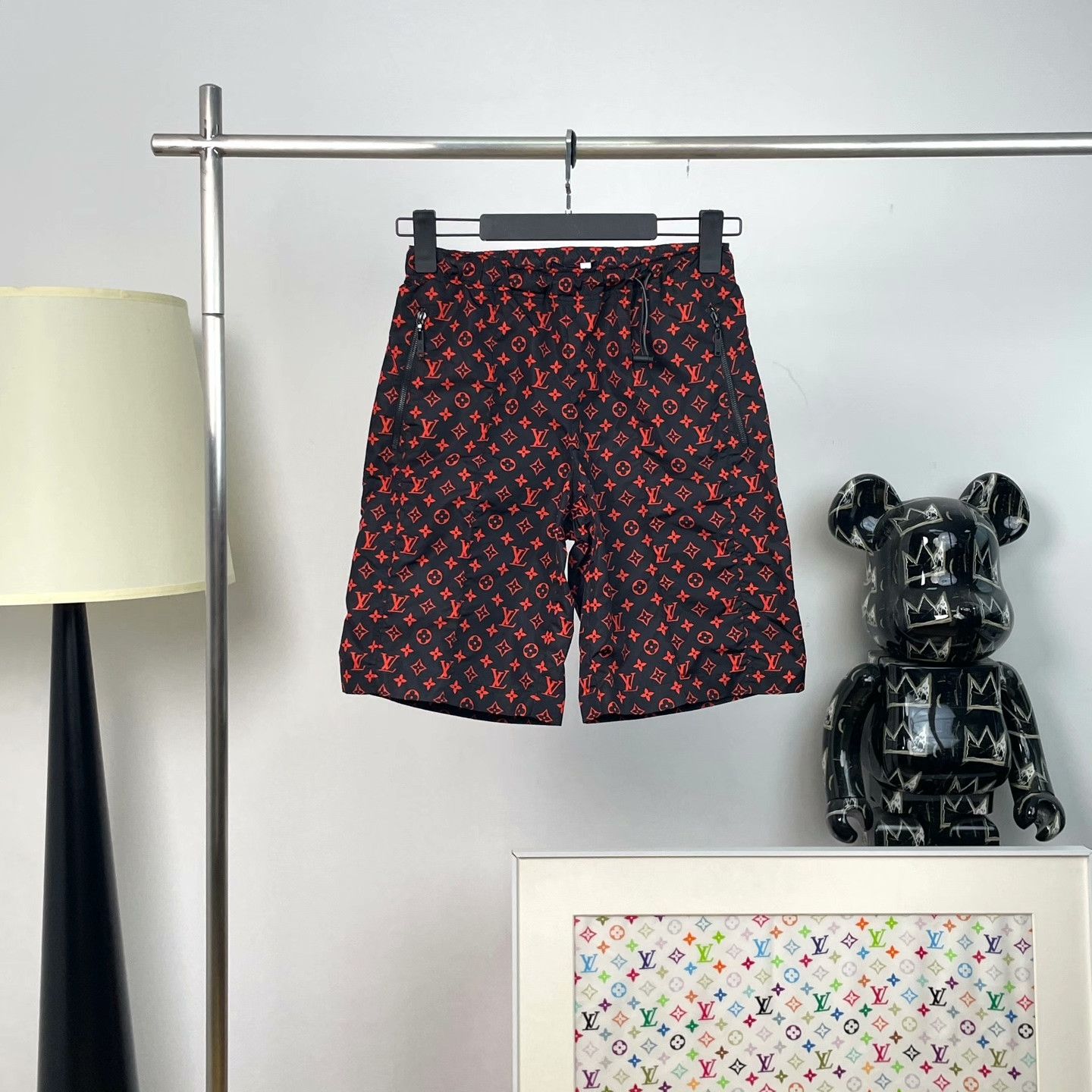 Louis Vuitton Louis Vuitton Retro Shorts 36 women Size 25" / US 0 / IT 36 - 1 Thumbnail