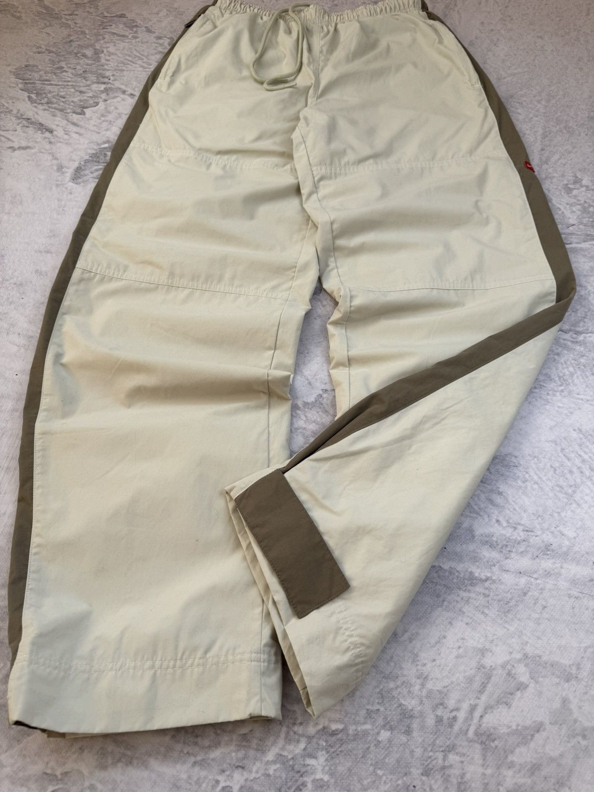 Nike × Vintage NIKE VINTAGE BASIC LOGO OVERSIZE BAGGY PANTS Size US 34 / EU 50 - 2 Thumbnail