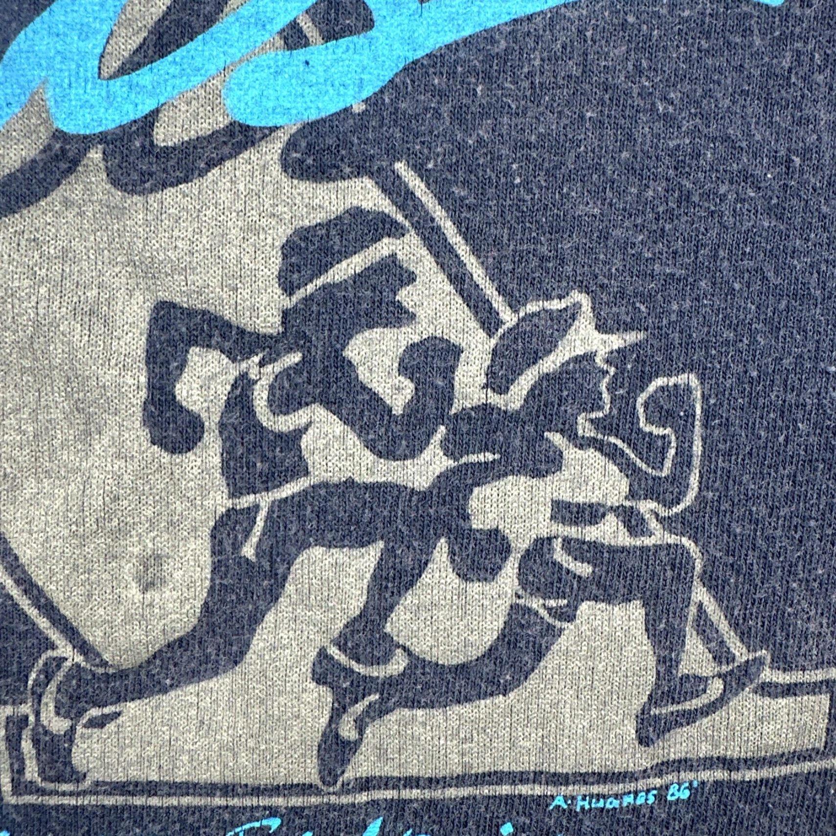 Nike VINTAGE Nike Blue Tag L Blue T Shirt SS Made In USA 1986 Nuts Ta Zotts Marathon Tee Mens Size US L / EU 52-54 / 3 - 7 Thumbnail
