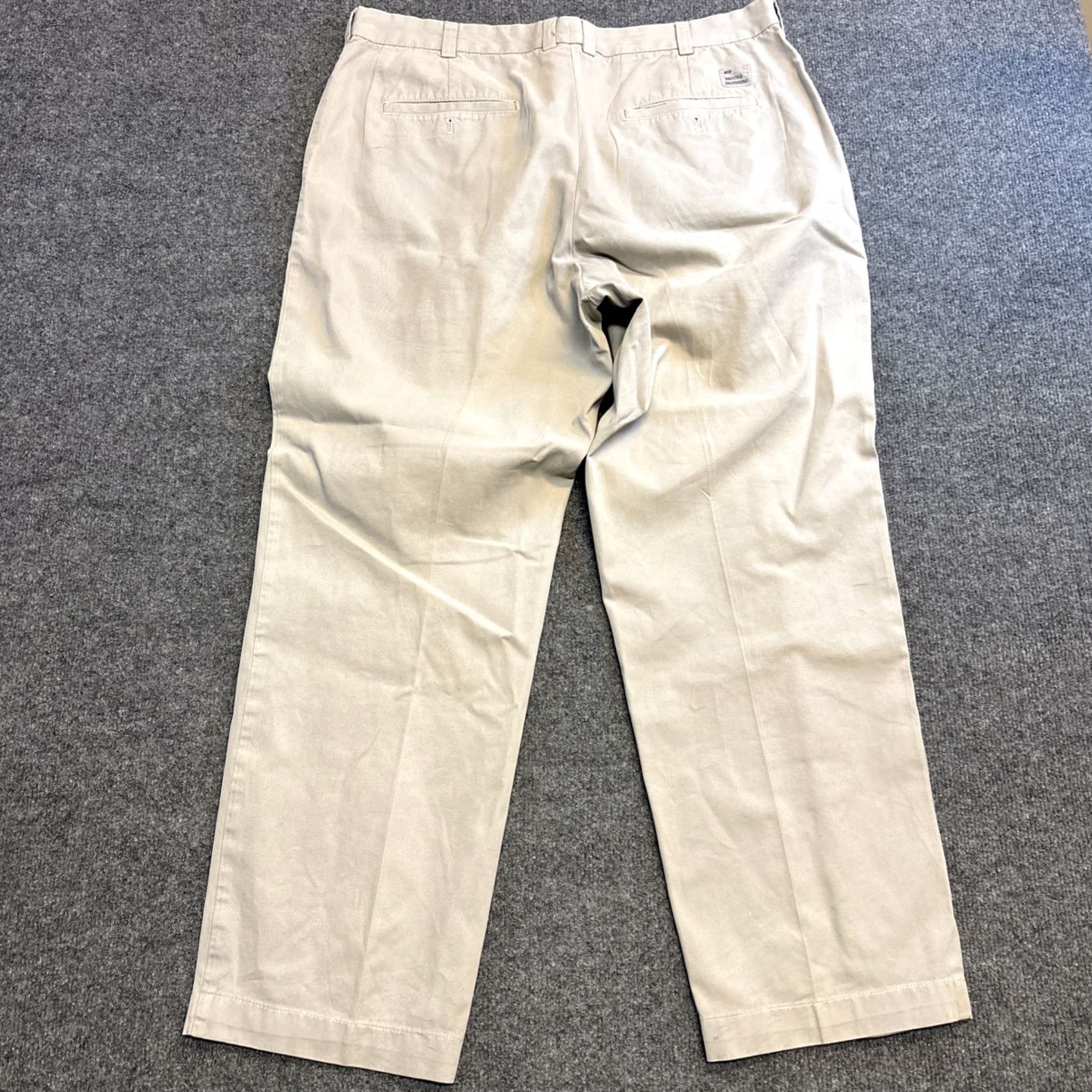 Brooks Brothers Brooks Brothers Clark Chino Pants 40x32 Gray Casual Prep 1818 Tag Men's Pants Straight 32in Inseam Pre-owned Excellent Size US 40 / EU 56 - 7 Thumbnail