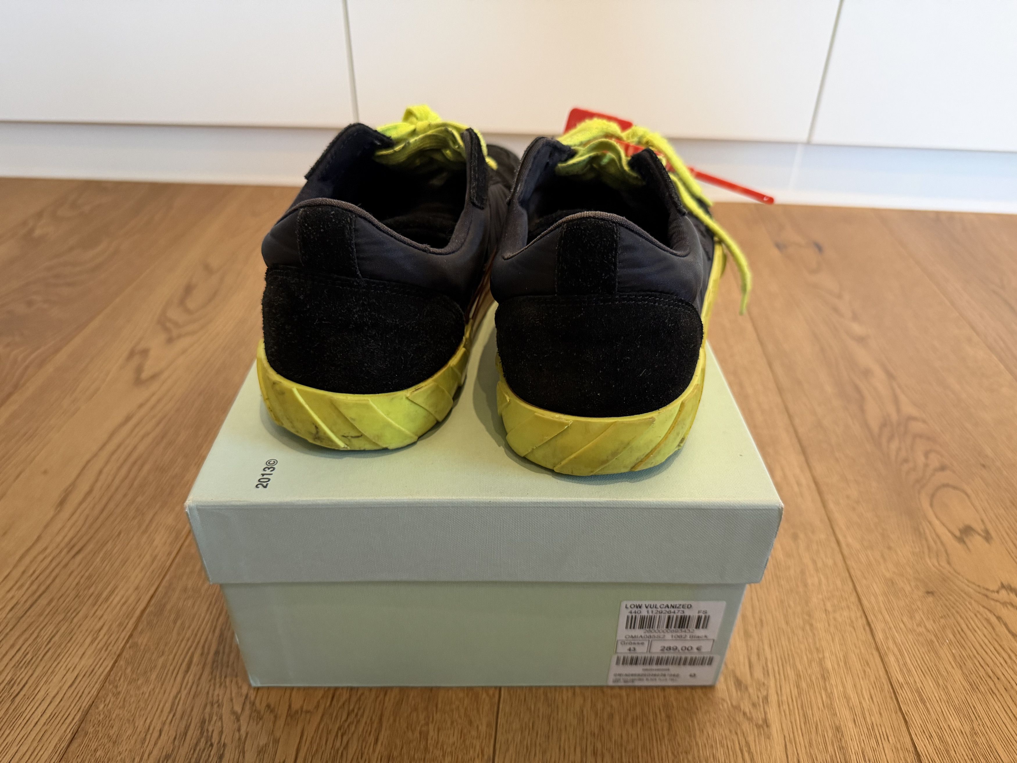 Off-White Off-White Vulcanized Low black/neon Size US 10 / EU 43 - 4 Thumbnail