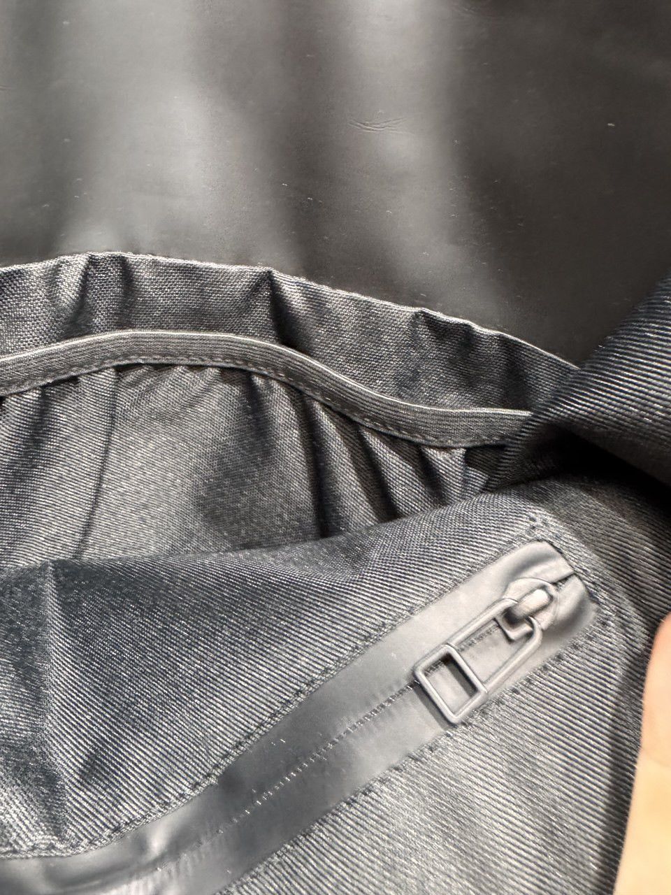 Rains Rains Backpack Black Unisex Size ONE SIZE - 16 Thumbnail