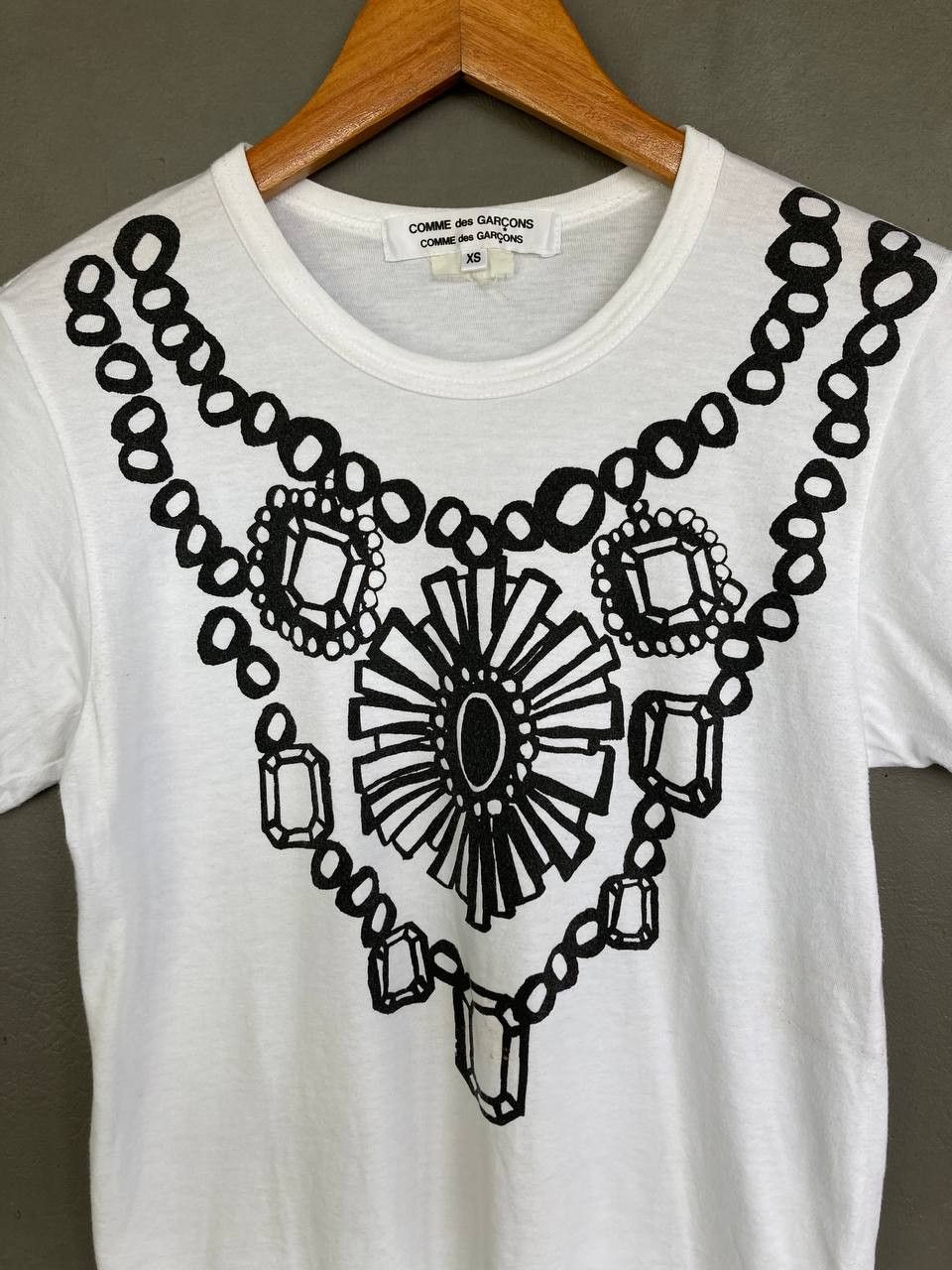 Comme des Garcons Comme des Garçons Jewel Necklace Tee Size XS / US 0-2 / IT 36-38 - 3 Thumbnail