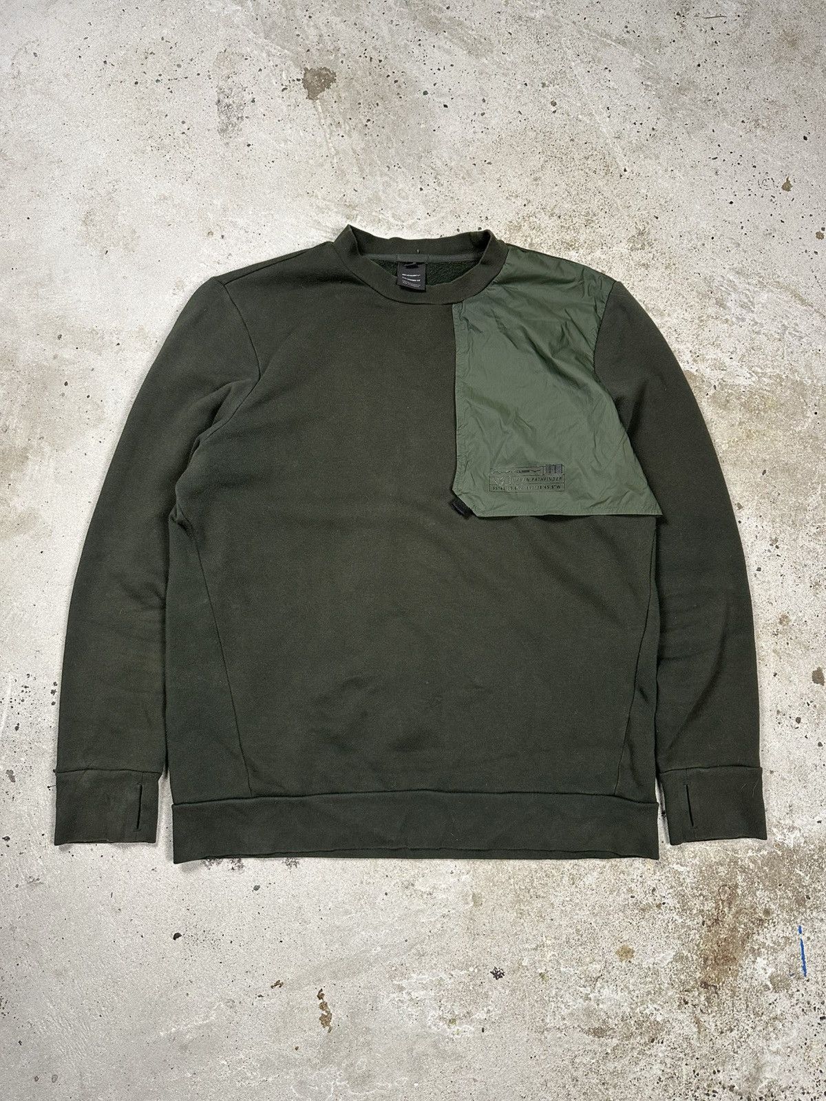 Oakley Vintage Oakley Khaki Nylon Hybrid Sweatshirt Crewneck Size US XL / EU 56 / 4 - 1 Thumbnail