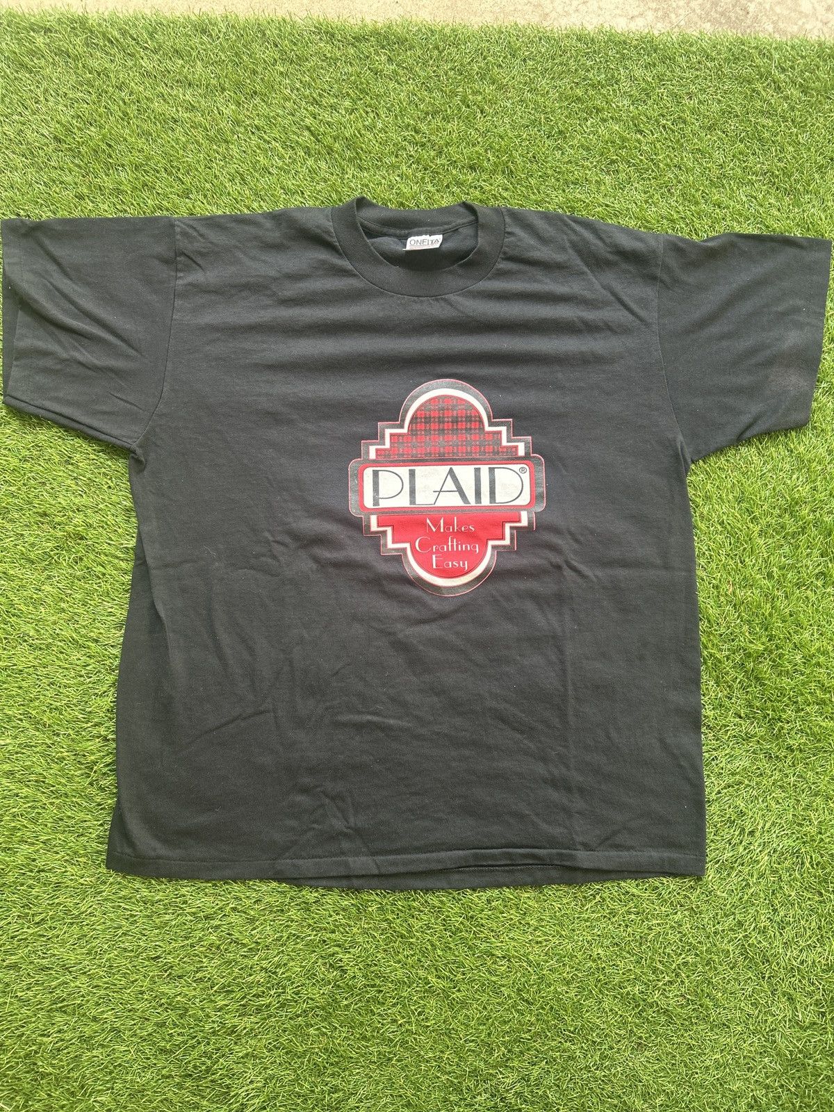 Vintage VTG 90s Plaid Makes Crafting Easy T-Shirt Size US XL / EU 56 / 4 - 1 Thumbnail