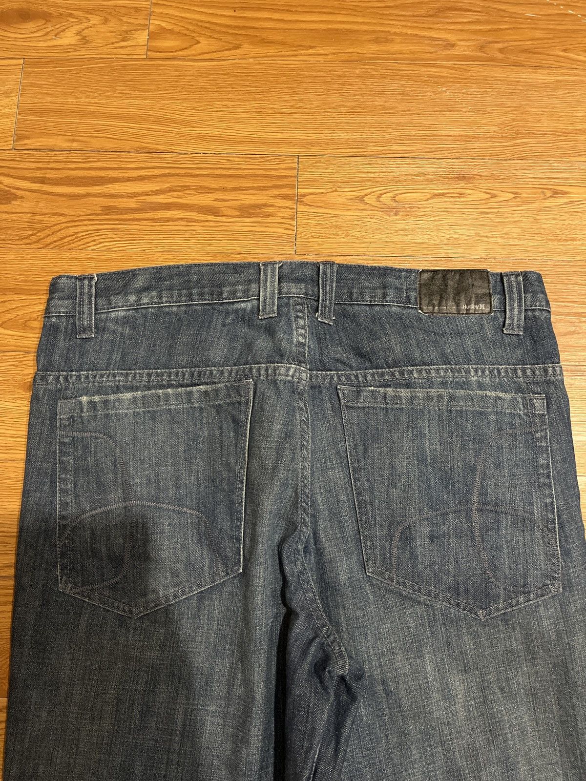 Hurley vintage y2k hurley embroidered jeans Size US 36 / EU 52 - 3 Thumbnail