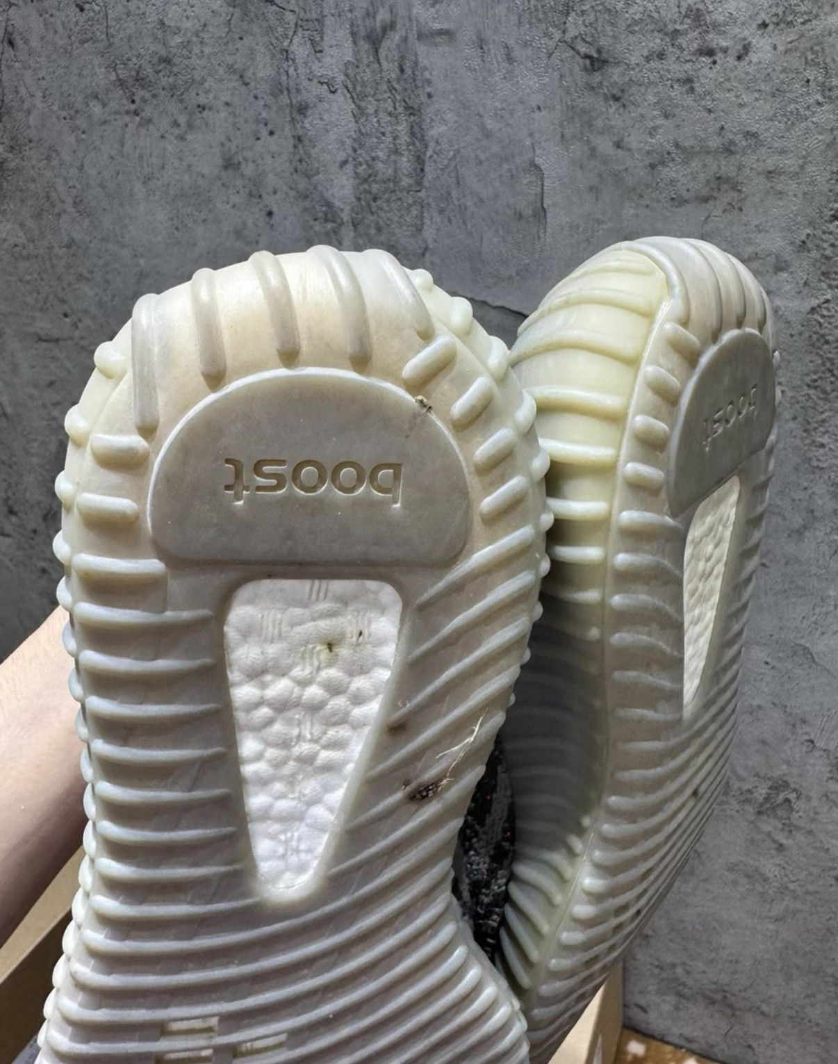 Adidas Adidas Yeezy 350 V2 Grey Orange Static BB1826 K37 Size US 9.5 / EU 42-43 - 8 Thumbnail