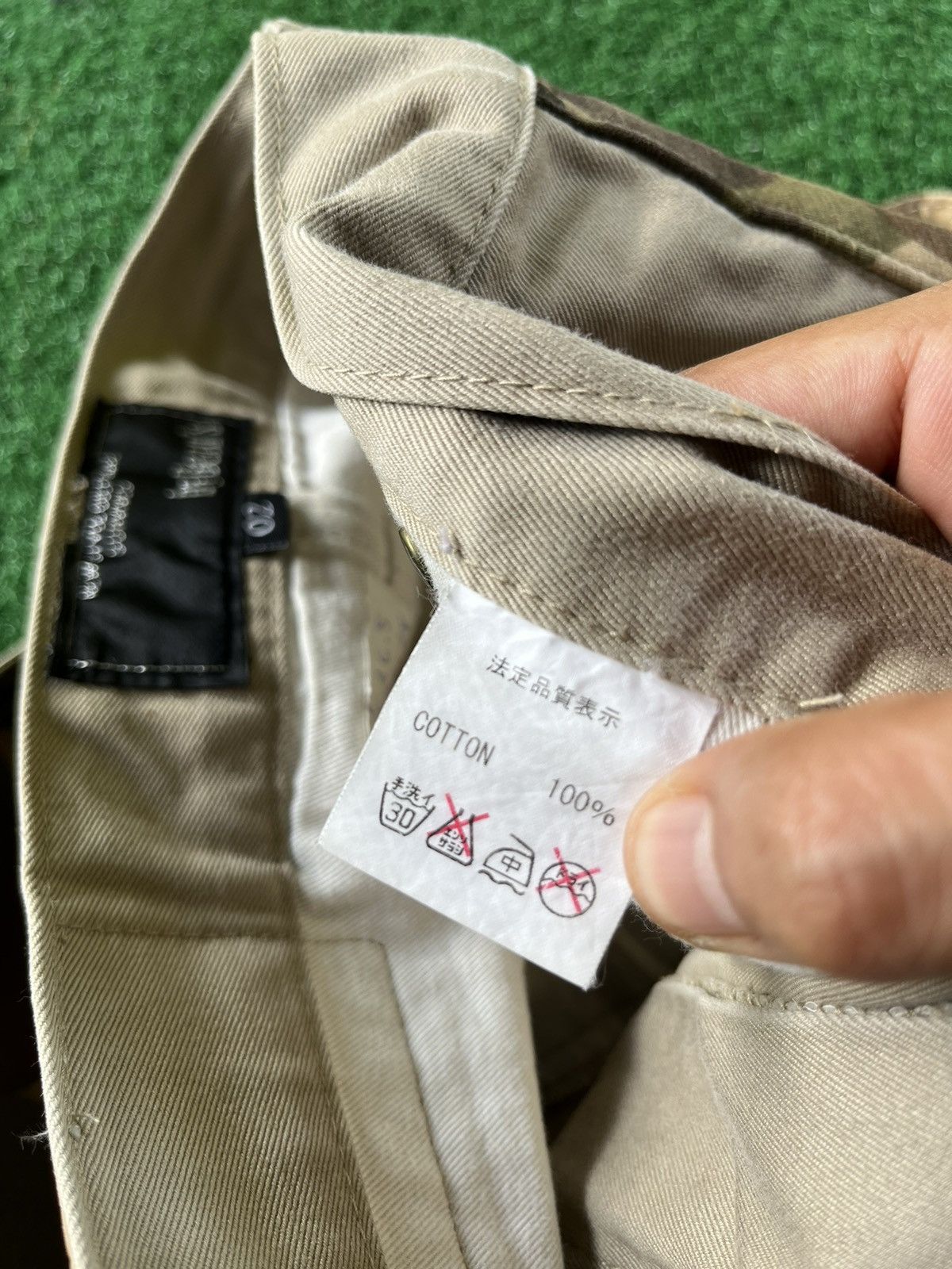 Japanese Brand RARE Mad Punk Monkey Pants Camo Khakis Pants By Beans Size US 31 - 8 Thumbnail