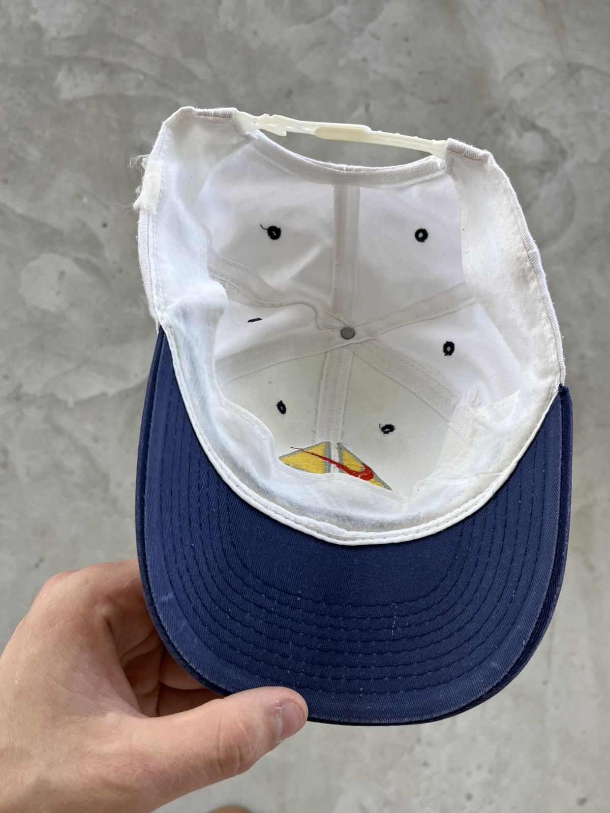 Nike Vintage Nike Cap White Large Logo Rare Y2K Classic sk8 Size ONE SIZE - 6 Thumbnail