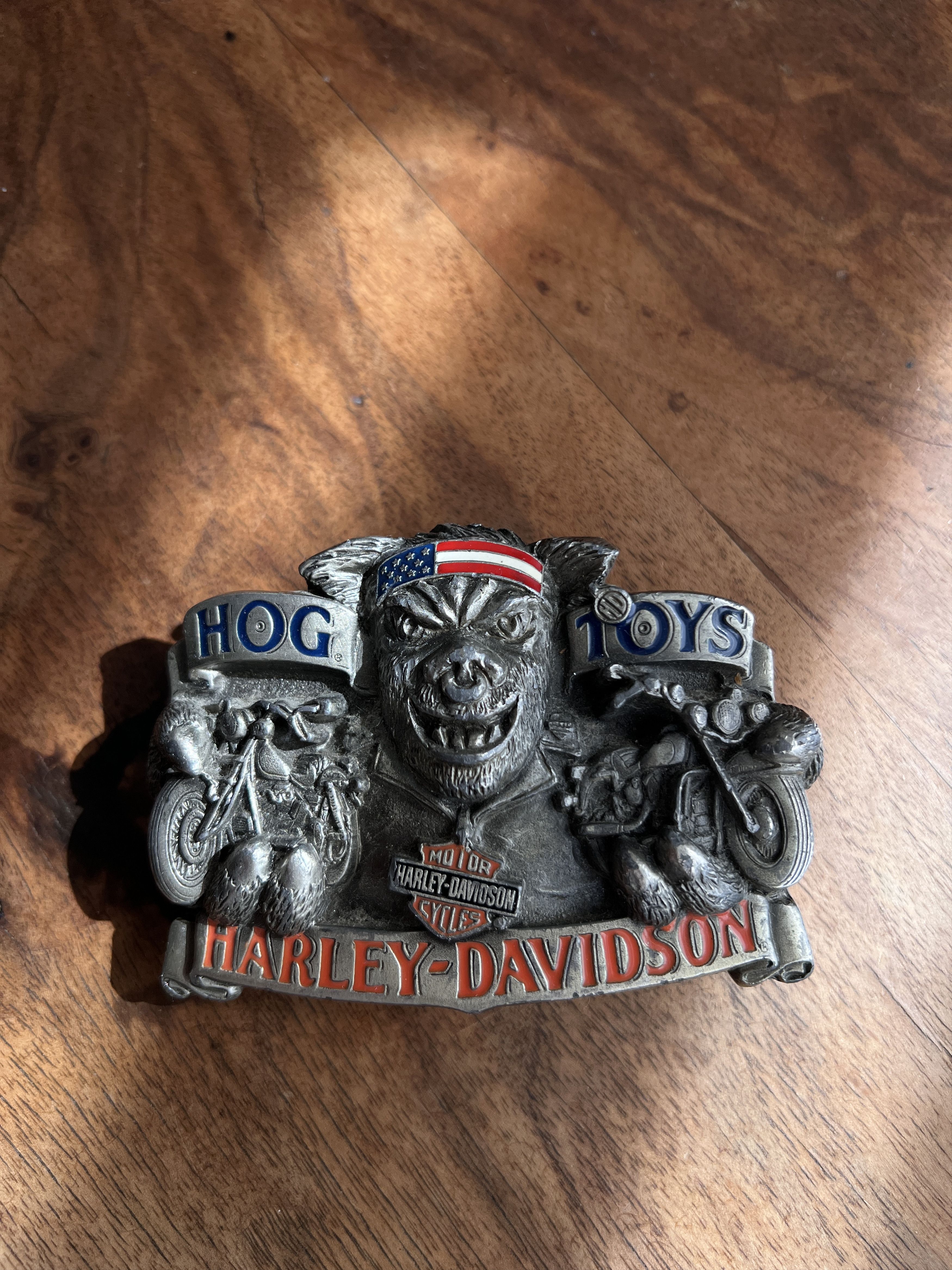 Harley Davidson Rare! 1991 vintage USA Harley Davidson Hog Toys belt buckle Size ONE SIZE - 1 Thumbnail