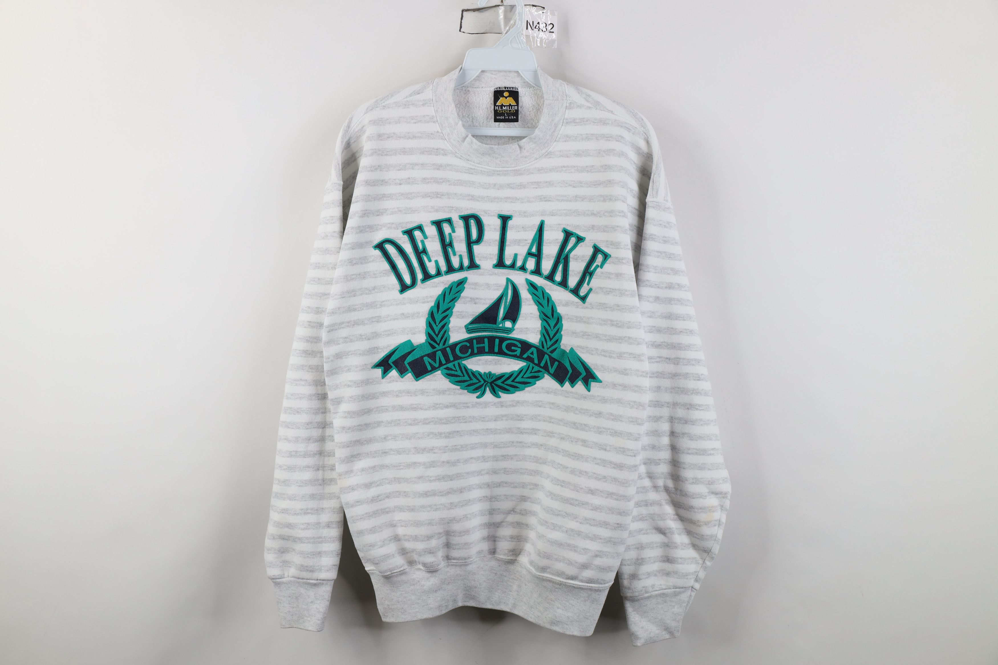 Vintage Vintage 90s Streetwear Deep Lake Michigan Sweatshirt USA Size L / US 10 / IT 46 - 1 Thumbnail