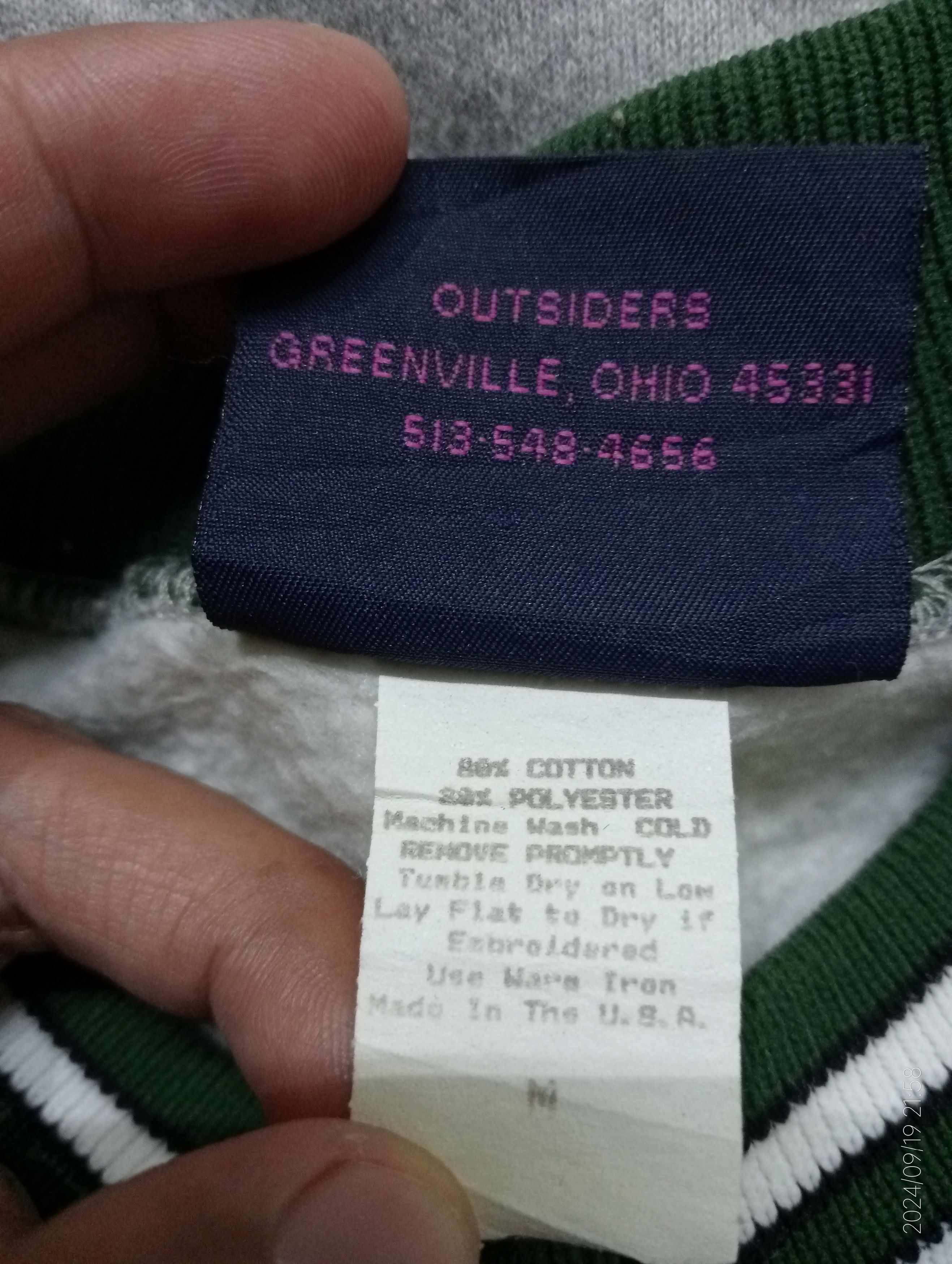 Vintage Vintage '90s Michigan State Embroidery Crewneck Sweatshirt Size US M / EU 48-50 / 2 - 2 Thumbnail