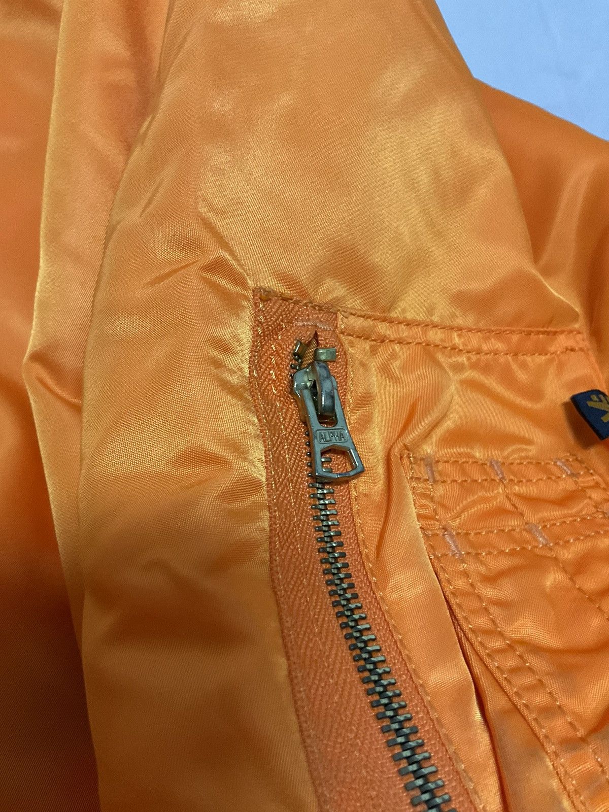 Vetements Vetements x alpha industry emoji buttons reversible bomber Size US XS / EU 42 / 0 - 8 Thumbnail
