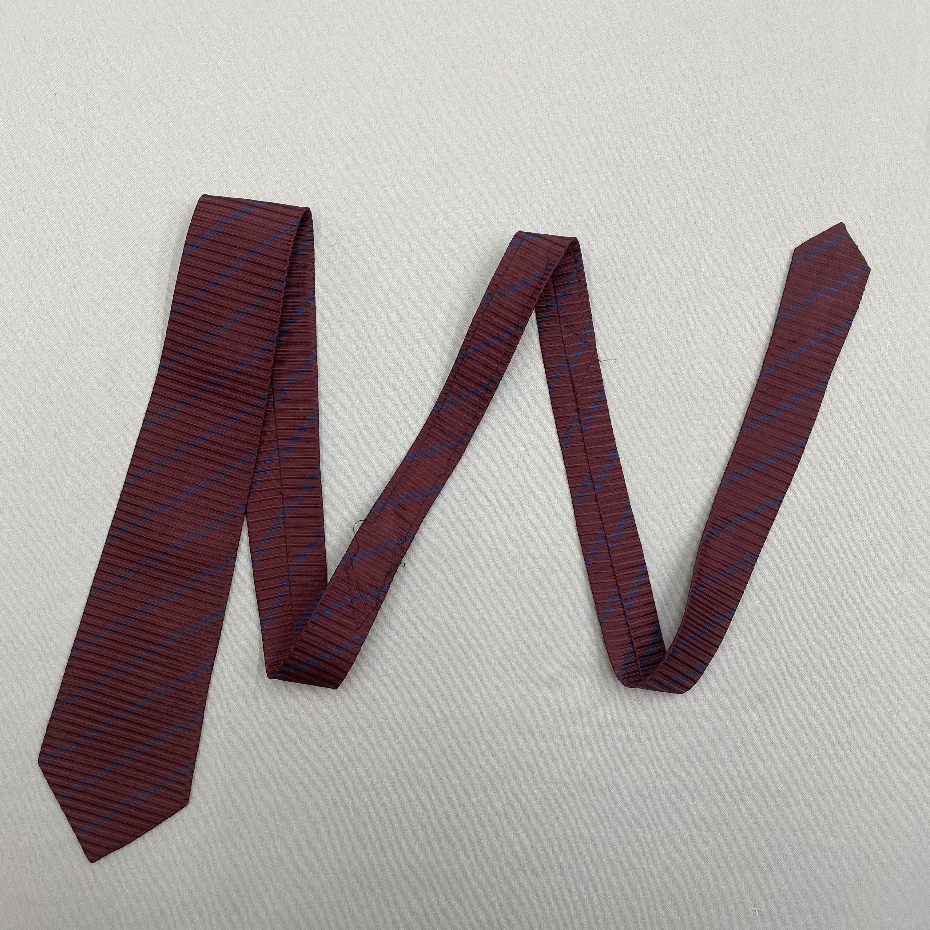 Japanese Brand Vintage Nina Ricci SILK Necktie Cravate Pure Silk Neck Tie Size ONE SIZE - 5 Thumbnail