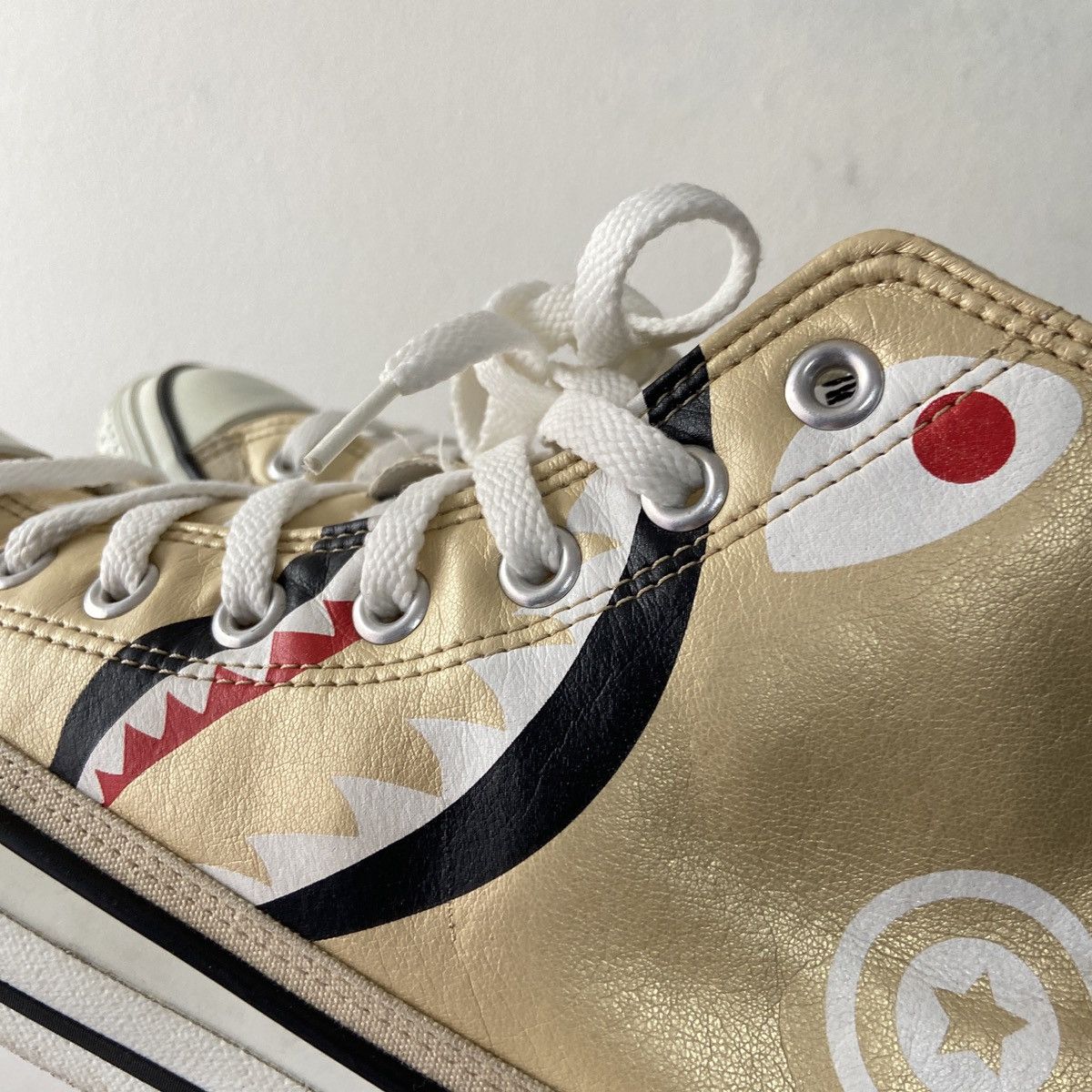 Bape Shark Apesta Hi Size US 8 / EU 41 - 8 Thumbnail