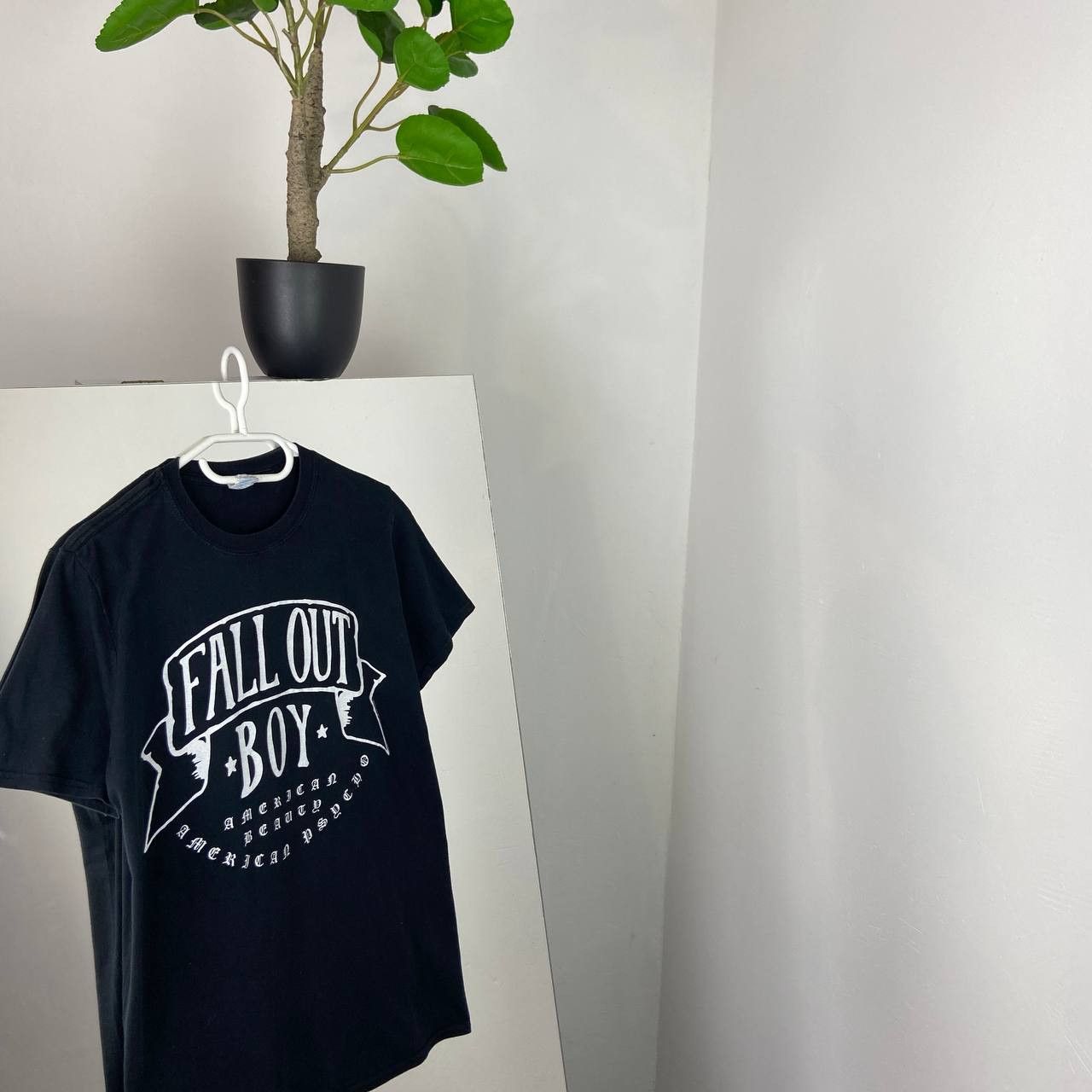 Band Tees Official Merch Music T-Shirt Vintage Punk Rock Fall Out Boy Size US M / EU 48-50 / 2 - 1 Thumbnail