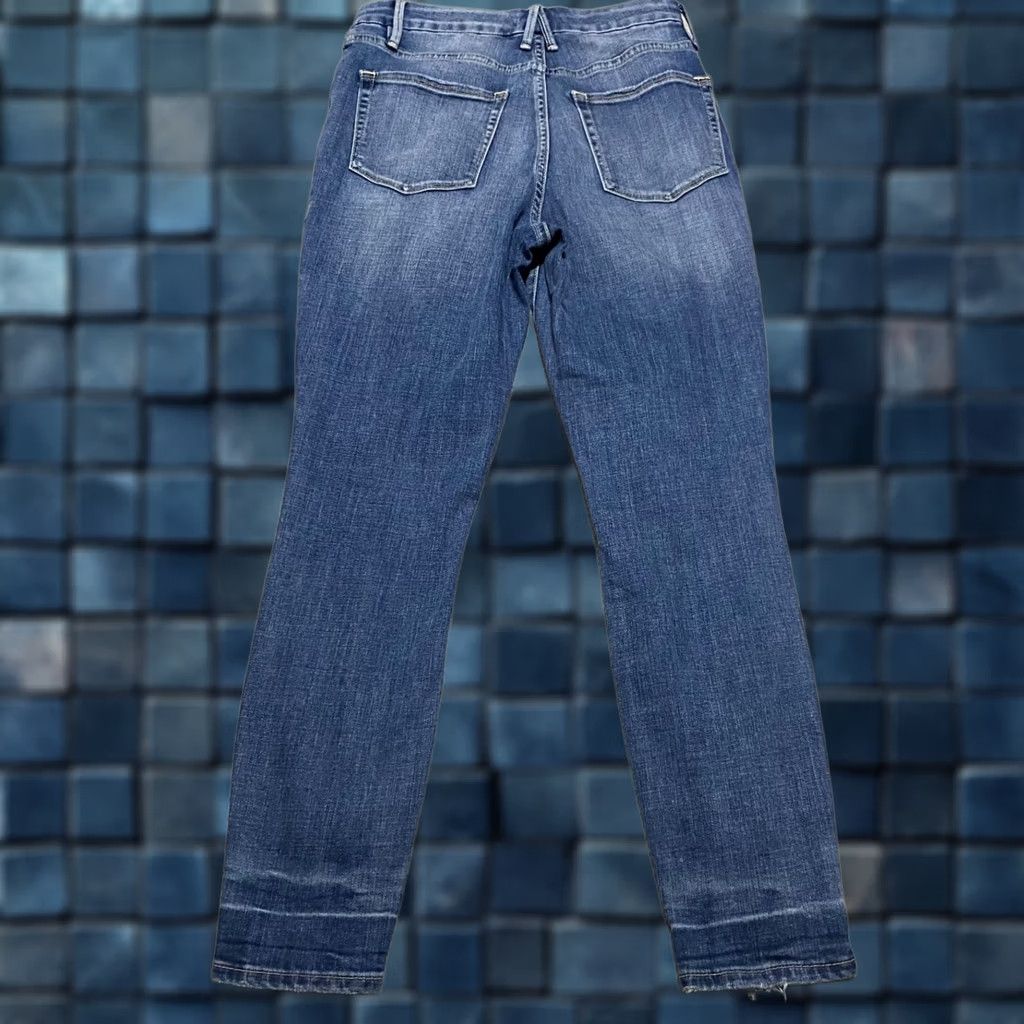 Good American Good American Jeans Womens 8 Blue Denim Skinny High Rise Distressed Medium Wash Size 30" / US 8 / IT 44 - 1 Thumbnail