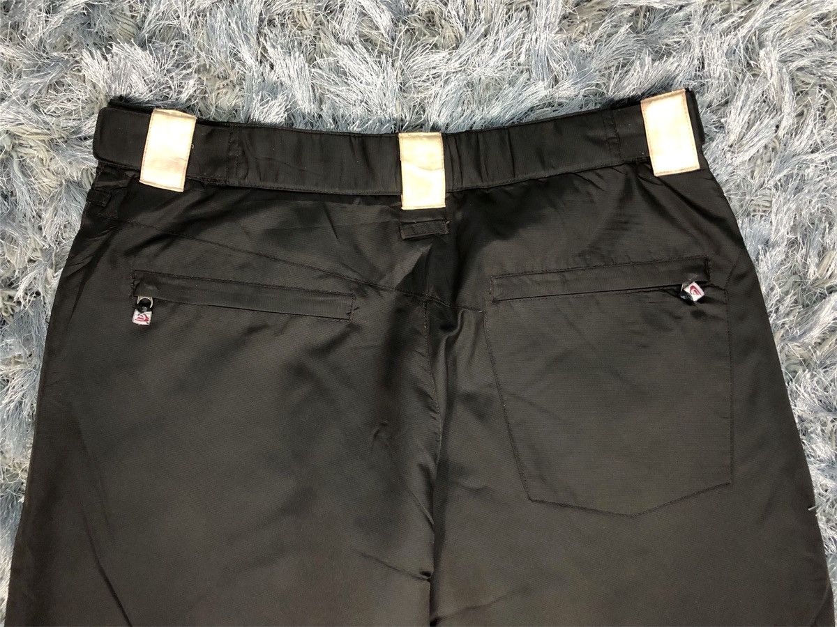 Quiksilver Rare Quiksilver Ski Parachute Pants Size US 33 - 11 Thumbnail
