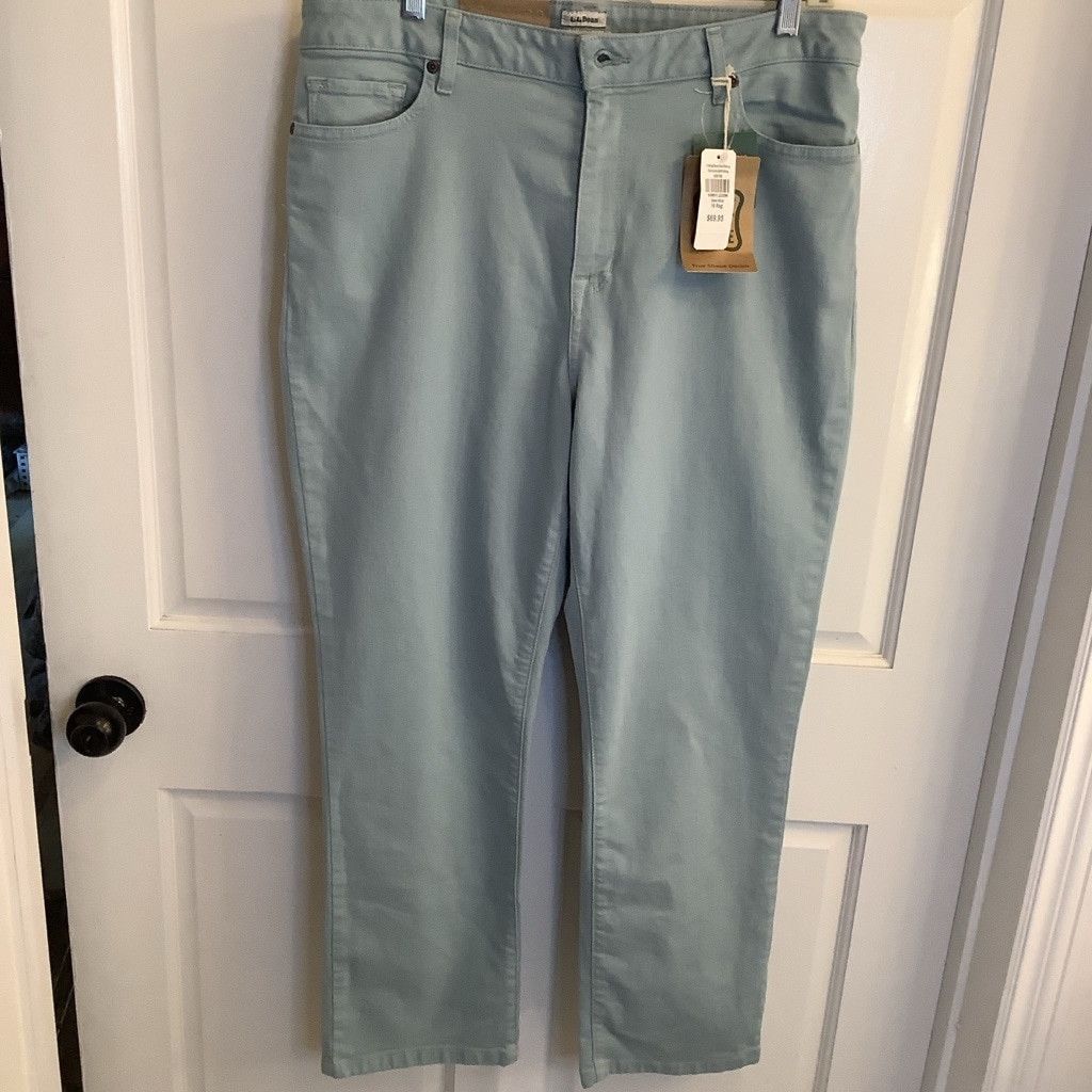 L.L. Bean Women's L.L.Bean Pants Size 16 Lt Blue Size 38" / US 16 / IT 52 - 1 Thumbnail