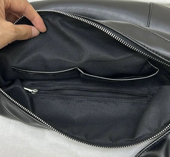 Japanese Brand Retro y2k fashion pu leather ruched strap shoulder hobo bag Size ONE SIZE - 8 Thumbnail