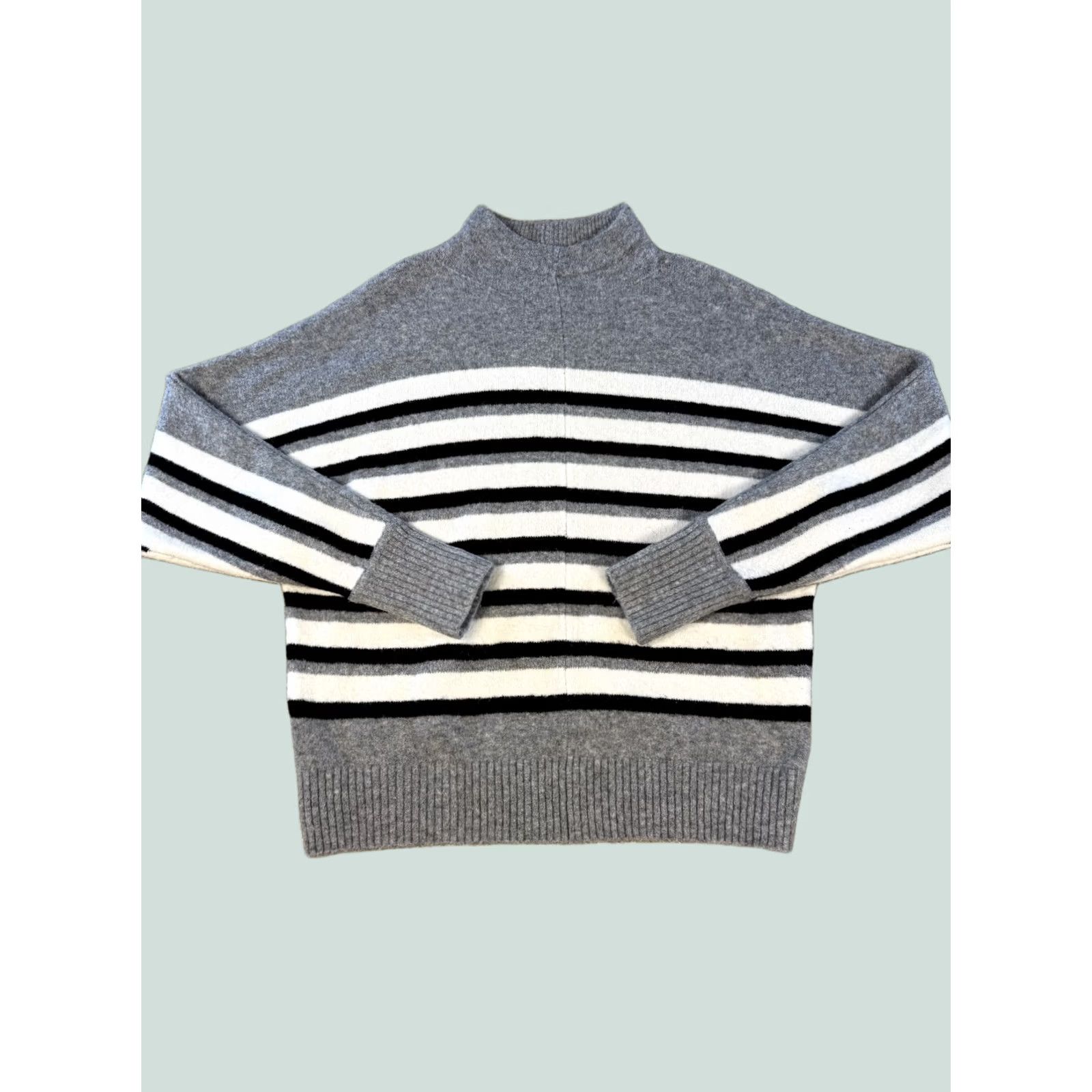 Loft LOFT Wool Blend Sweater Womens Size XS Gray Black White Striped Size XS / US 0-2 / IT 36-38 - 1 Thumbnail