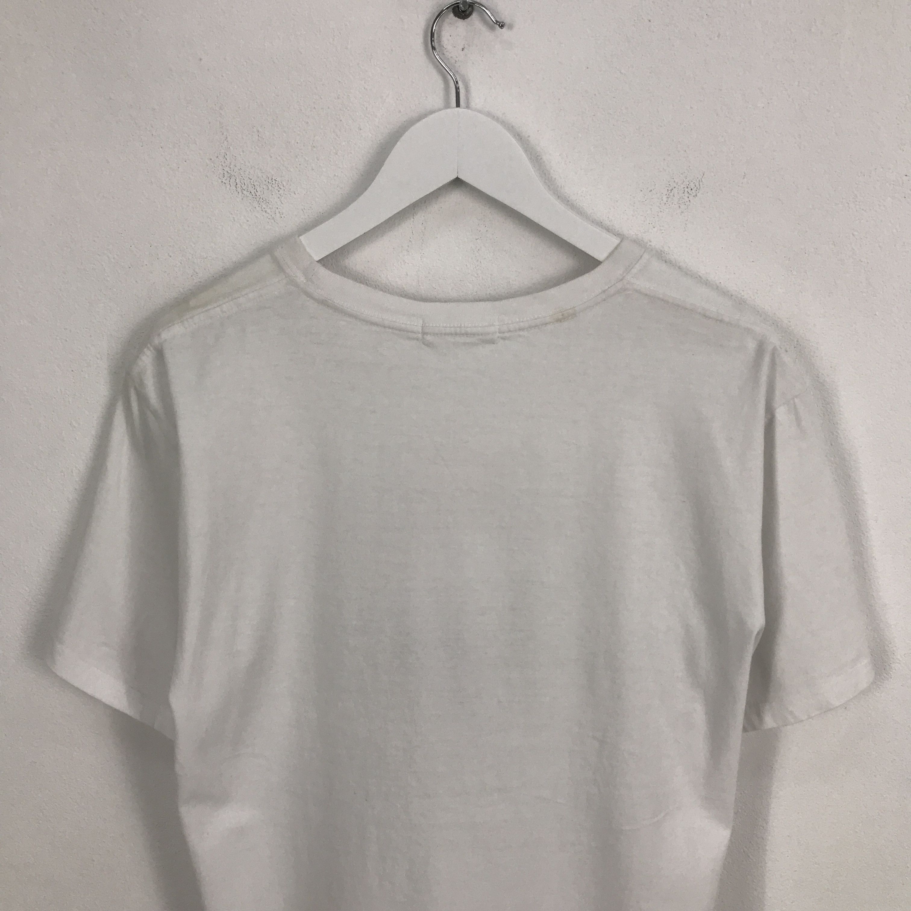 Japanese Brand Rare hello kitty Japan cartoon rare design t-shirt Size US L / EU 52-54 / 3 - 4 Thumbnail