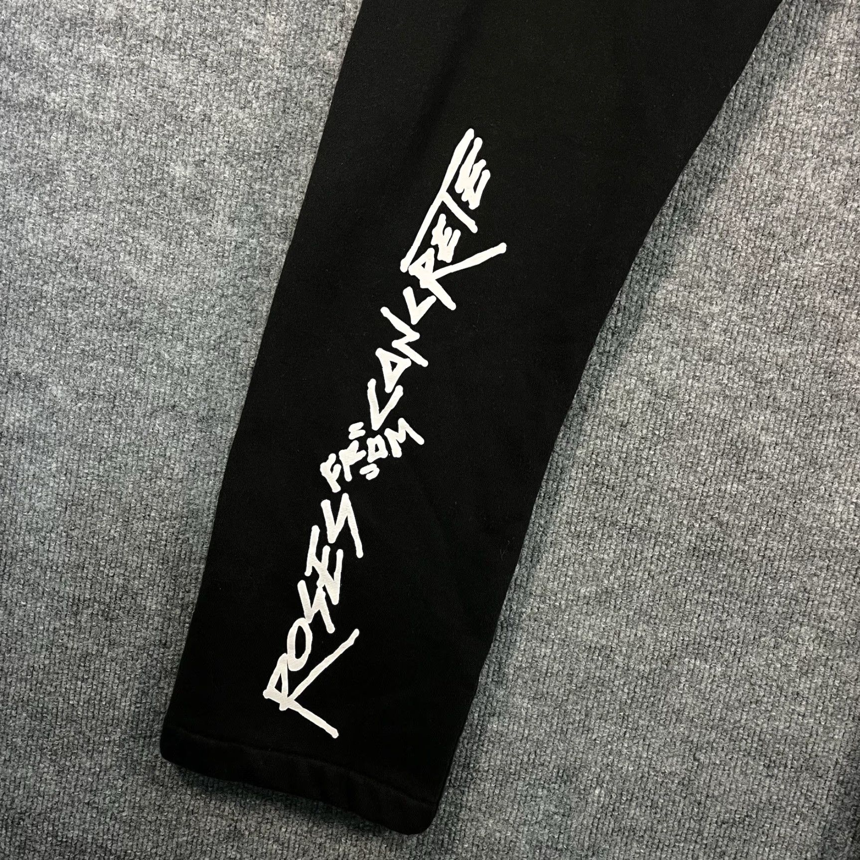 Vintage Civil Regime X Marvel X-Men 97 Sweatpants Mens Small Black Drawstring Rose From Concrete Pants Black Sweatpants Mens XS Rose From Concrete X-Men 97 Size US 29 - 3 Thumbnail