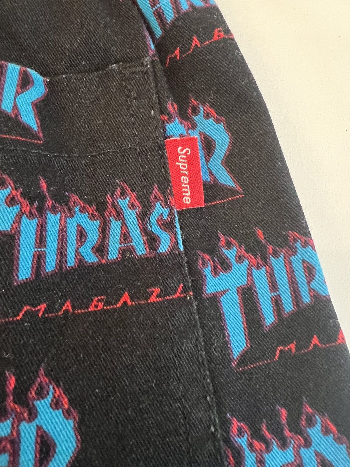 Supreme × Thrasher NEW Supreme x Thrasher Shorts Fire Black Blue Size Medium Size US 32 / EU 48 - 6 Thumbnail